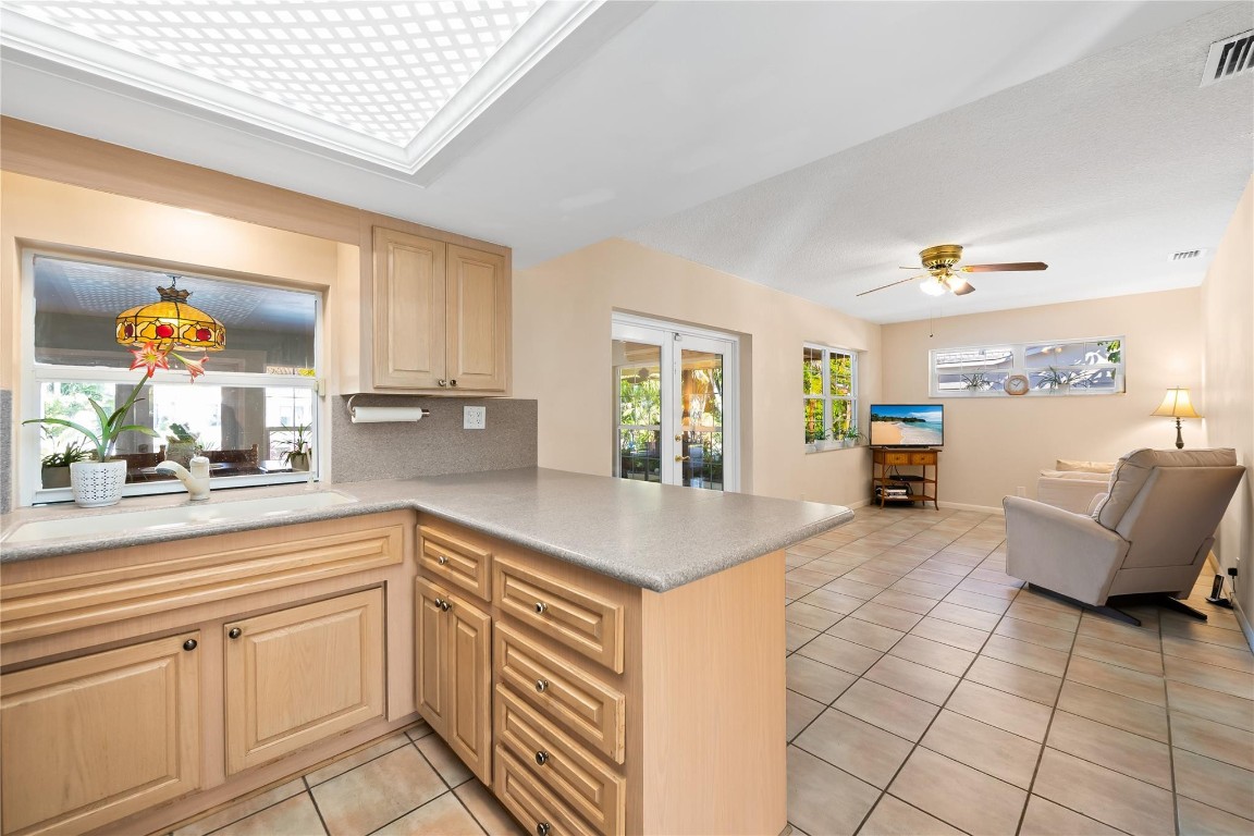 1735 NE 23rd Fort Lauderdale, FL 33305