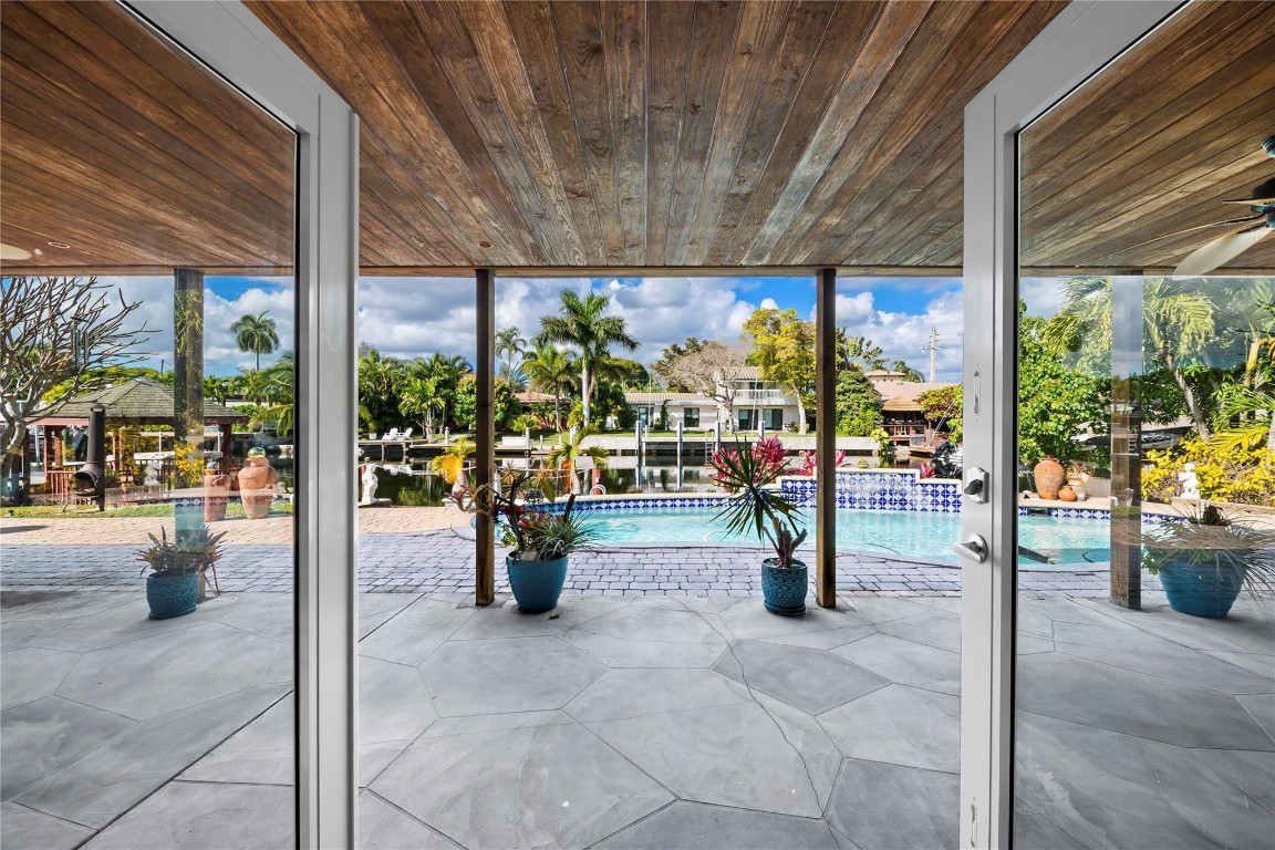 1735 NE 23rd Fort Lauderdale, FL 33305