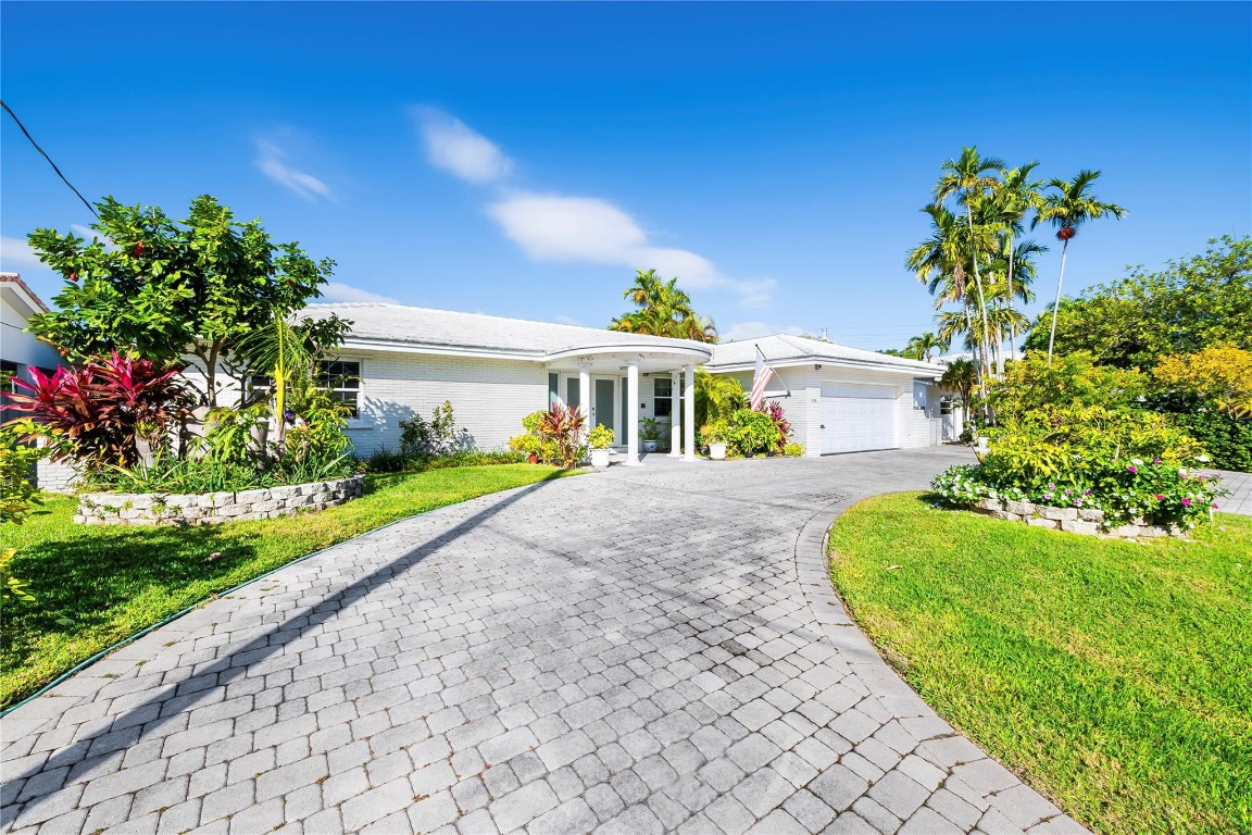 1735 NE 23rd Fort Lauderdale, FL 33305