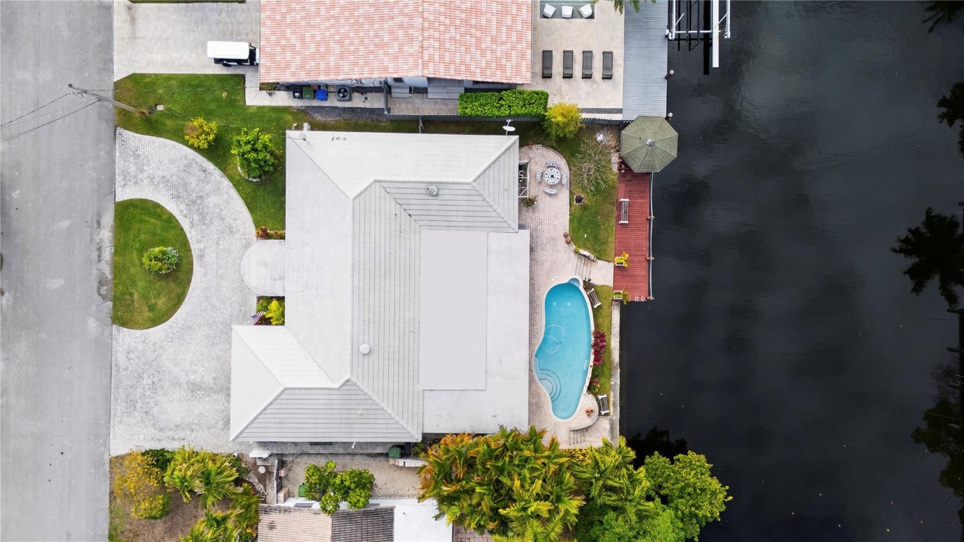 1735 NE 23rd Fort Lauderdale, FL 33305