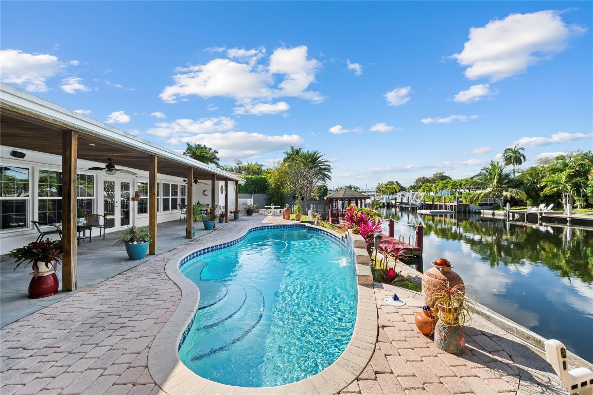 1735 NE 23rd Fort Lauderdale, FL 33305