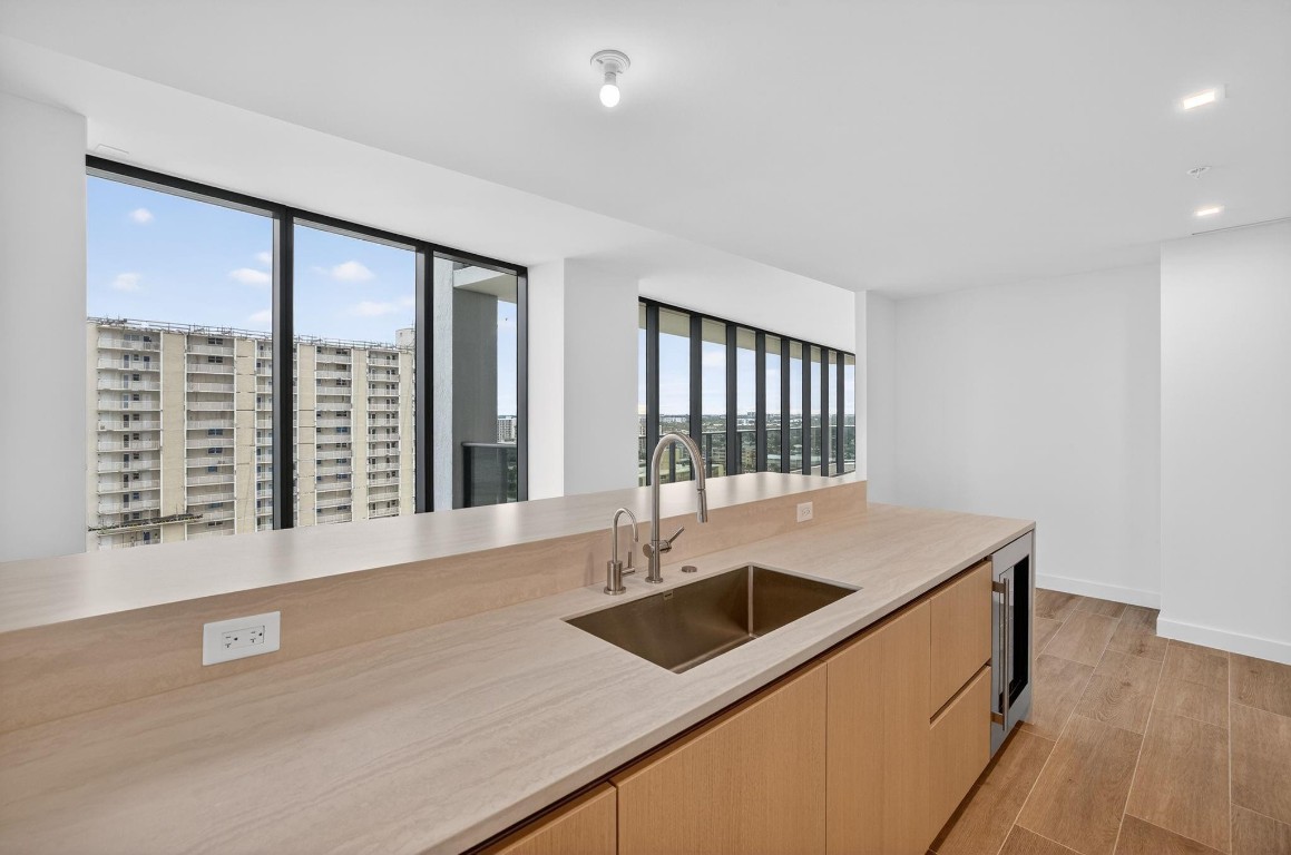 900 N Ocean #1401 Pompano Beach, FL 33062