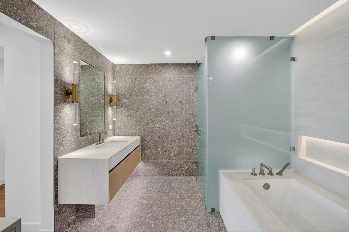 900 N Ocean #1401 Pompano Beach, FL 33062