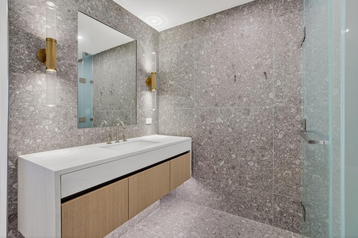 900 N Ocean #1401 Pompano Beach, FL 33062