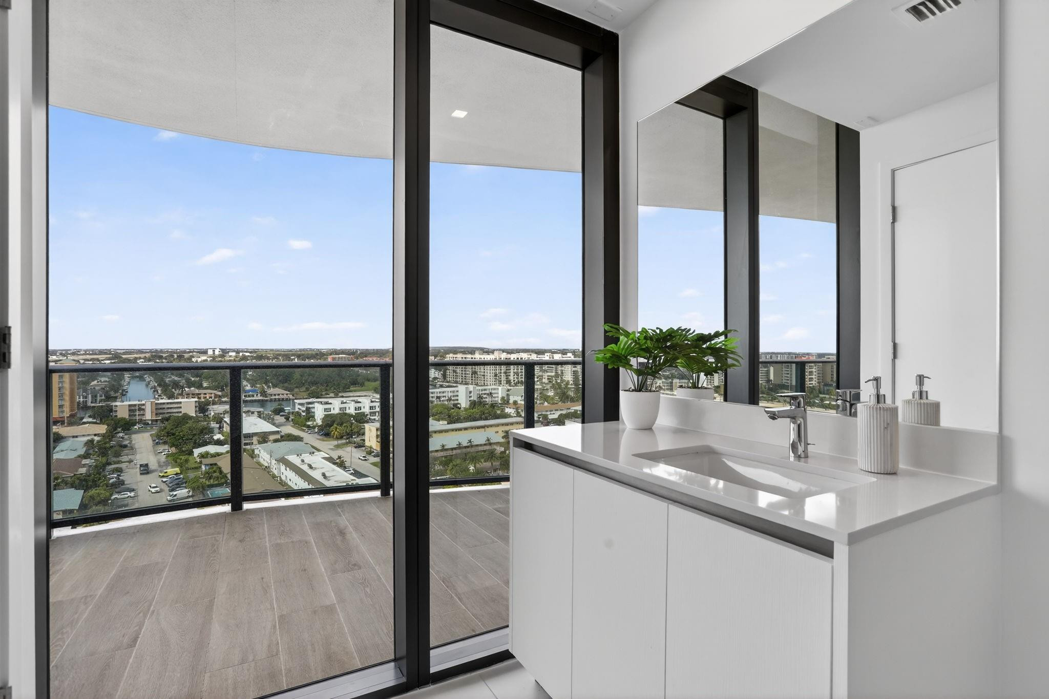 900 N Ocean #1401 Pompano Beach, FL 33062