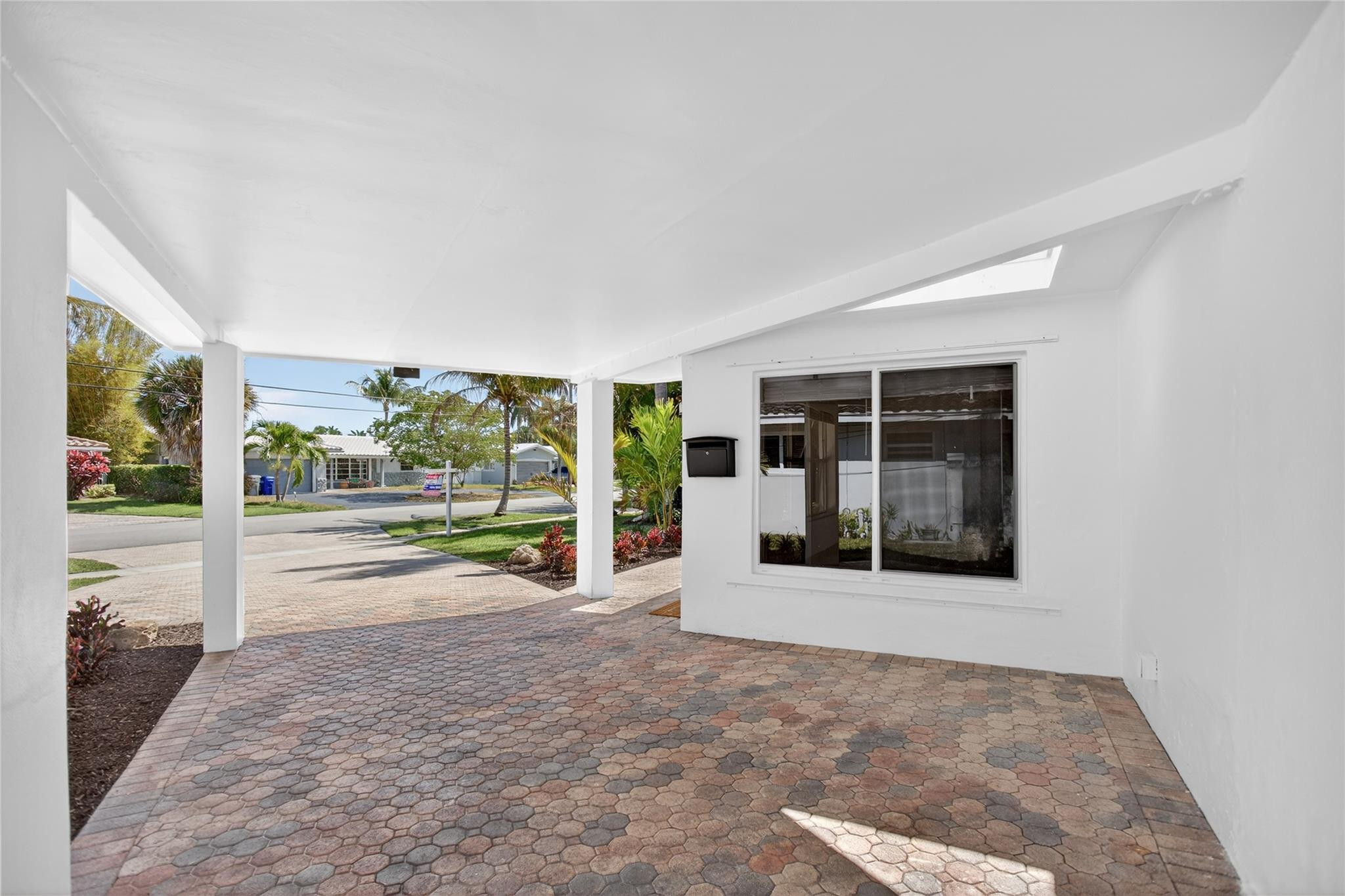 601 SE 5th Pompano Beach, FL 33060