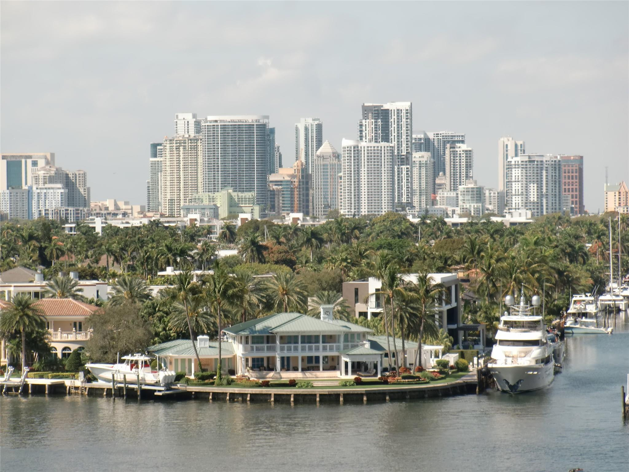 153 N Seabreeze #S-502 Fort Lauderdale, FL 33304