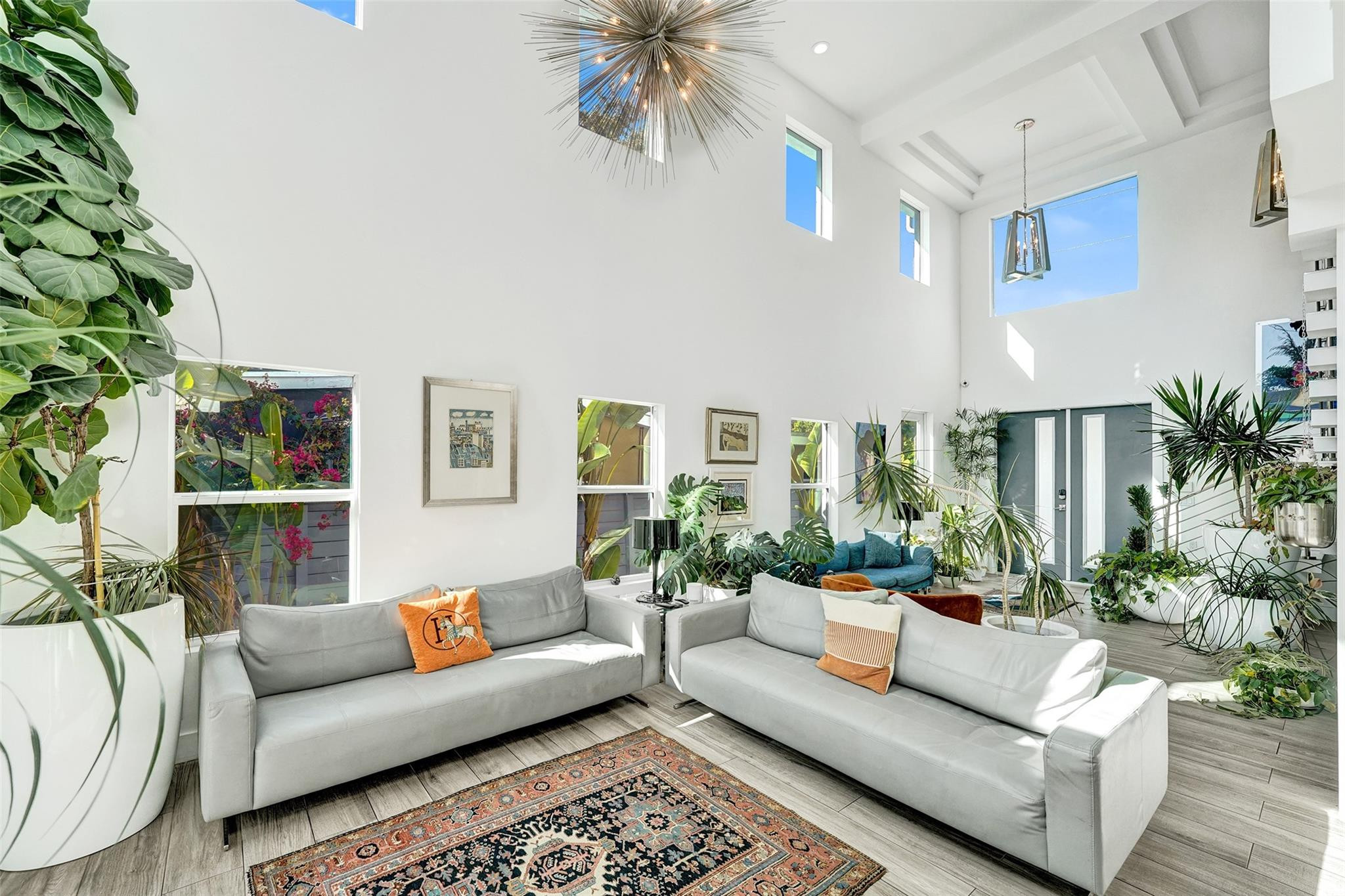 2502 NE 6th Wilton Manors, FL 33305