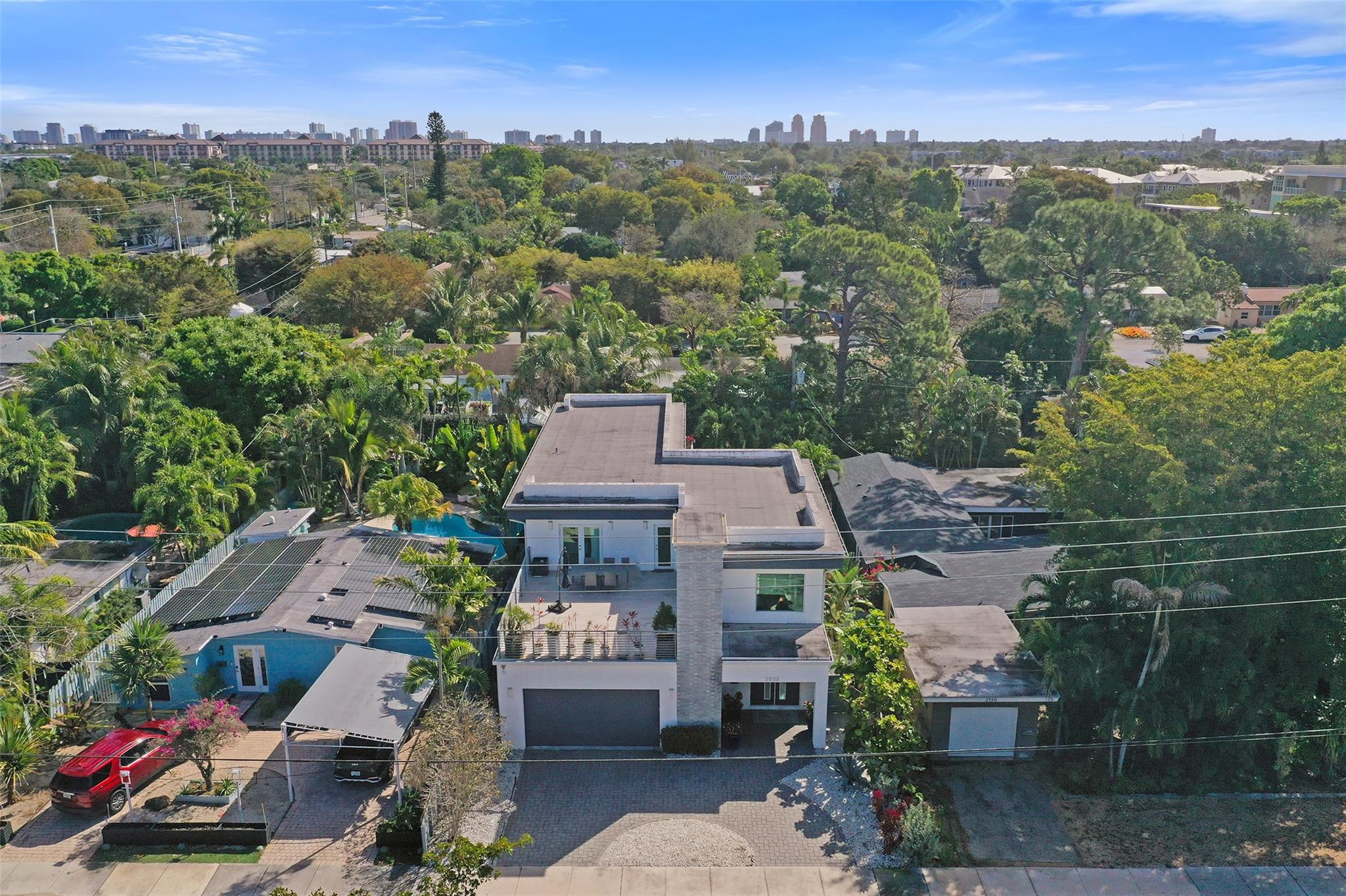 2502 NE 6th Wilton Manors, FL 33305