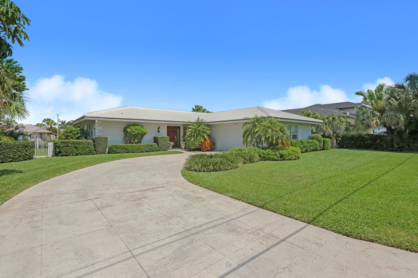 1100 Bimini Lane