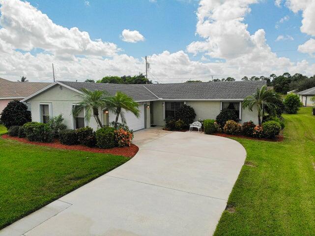 3206 SE Otis Ln