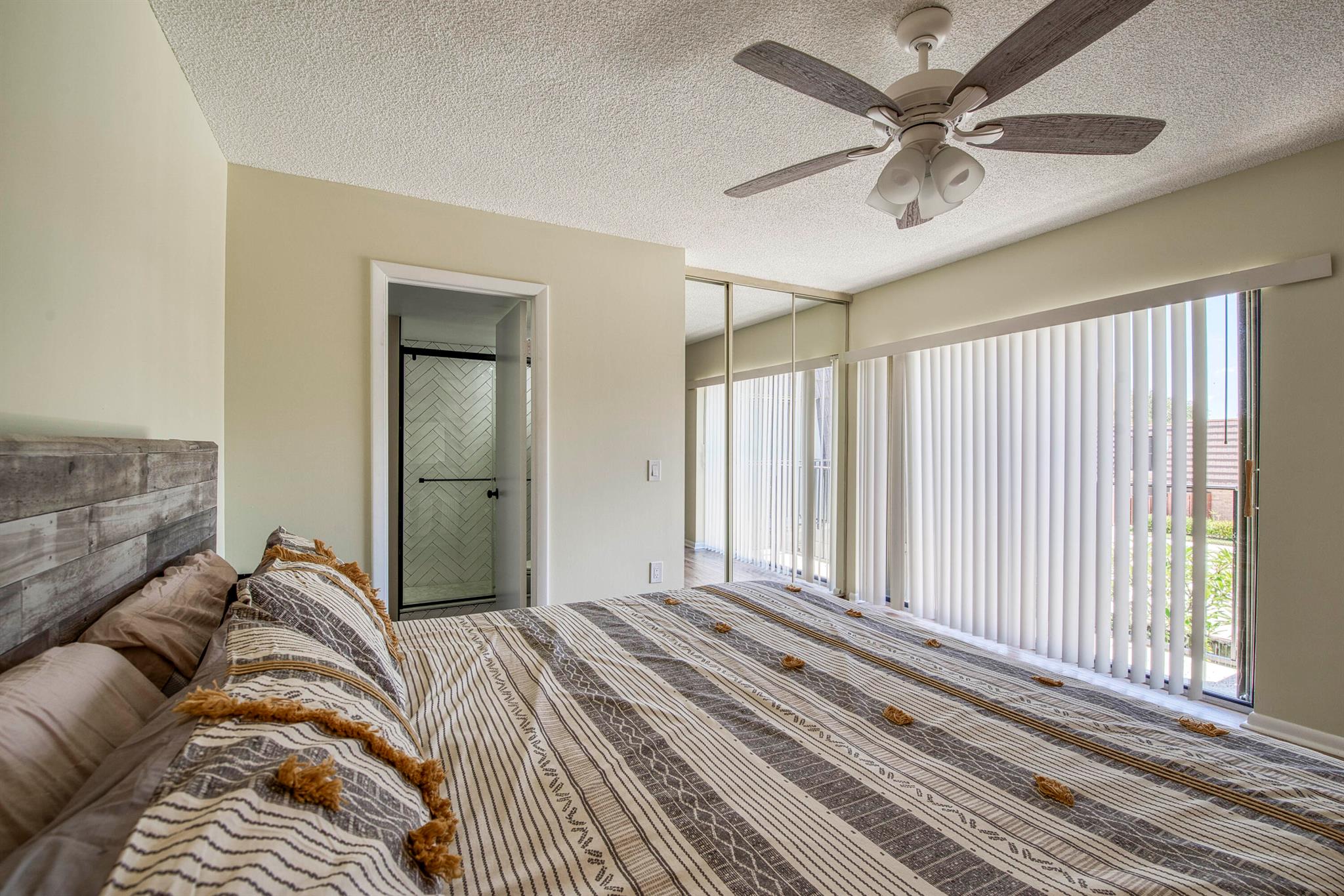 1913 19th Ct Jupiter, FL 33477