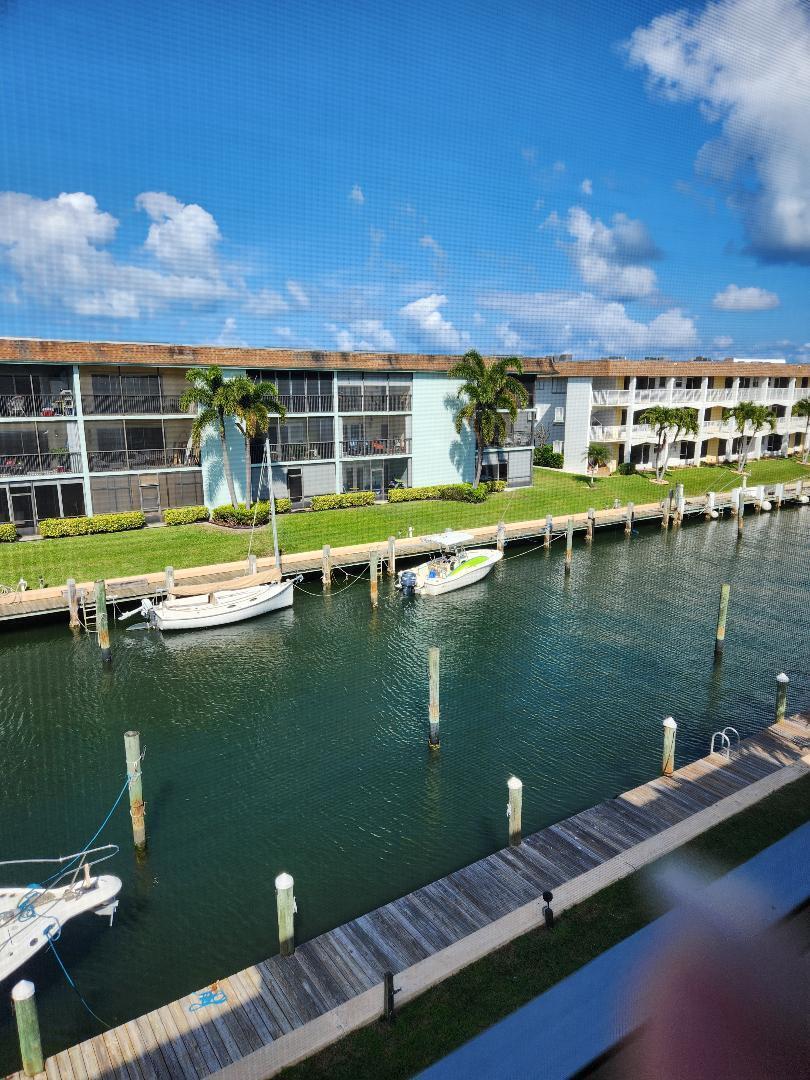 131 Doolen Ct #302,North Palm Beach, FL 33408