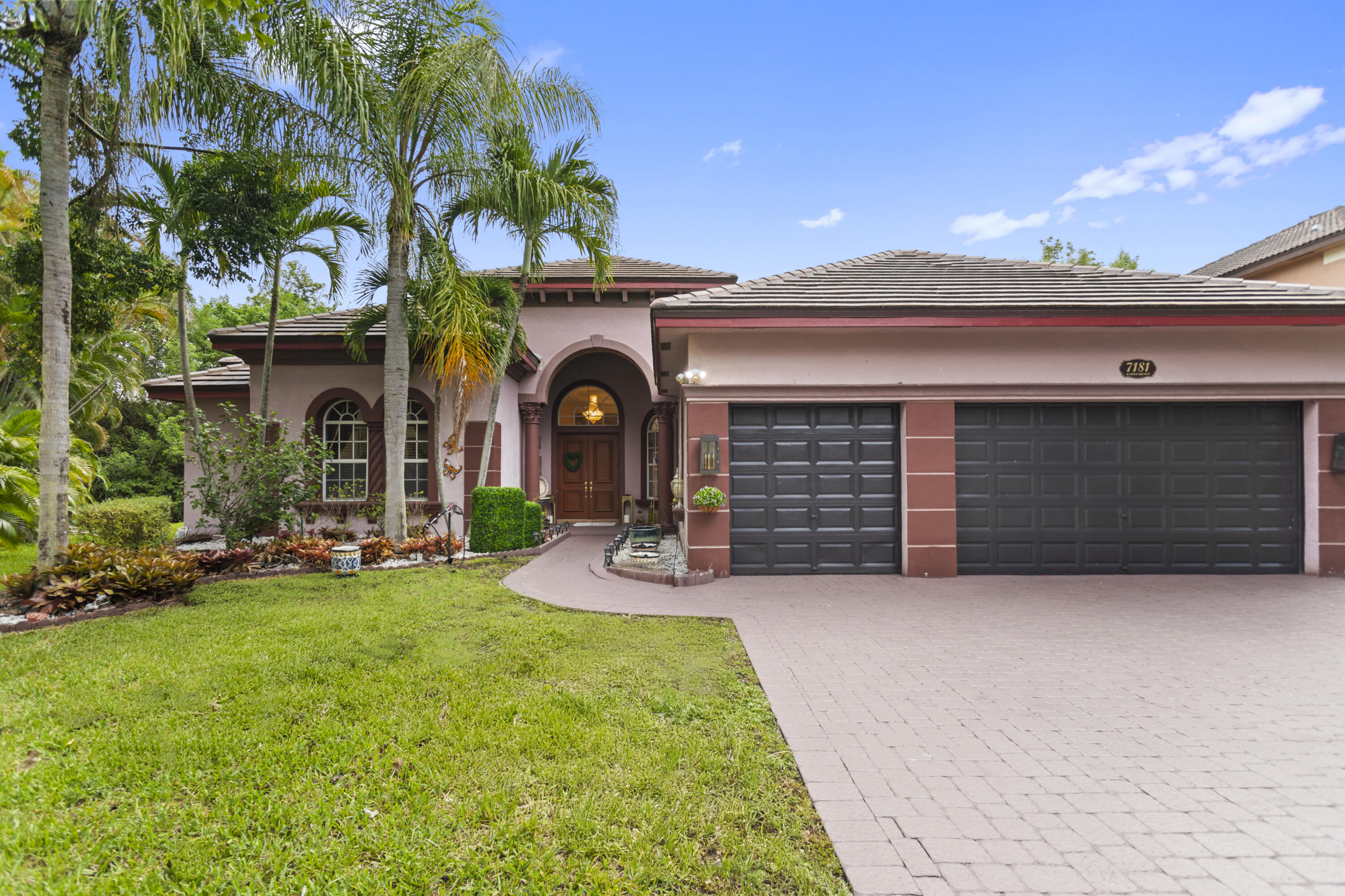 7181 NW 71st Ter