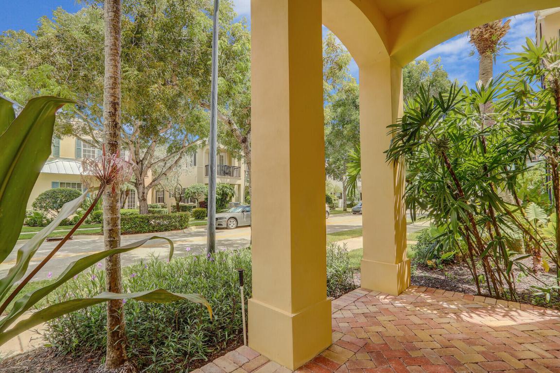 122 Inkberry Jupiter, FL 33458