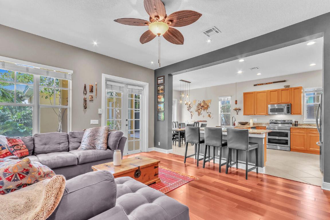 122 Inkberry Jupiter, FL 33458