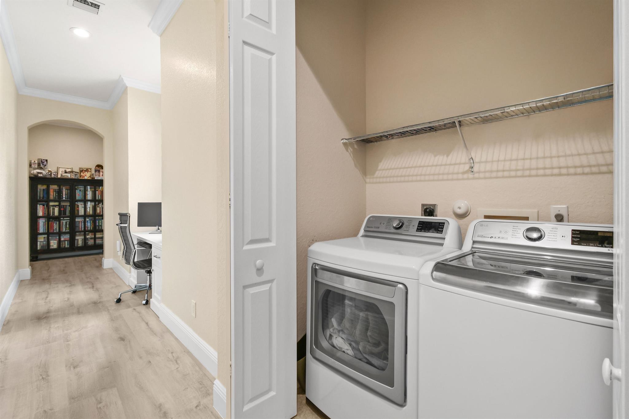 102 Lismore Ln Jupiter, FL 33458