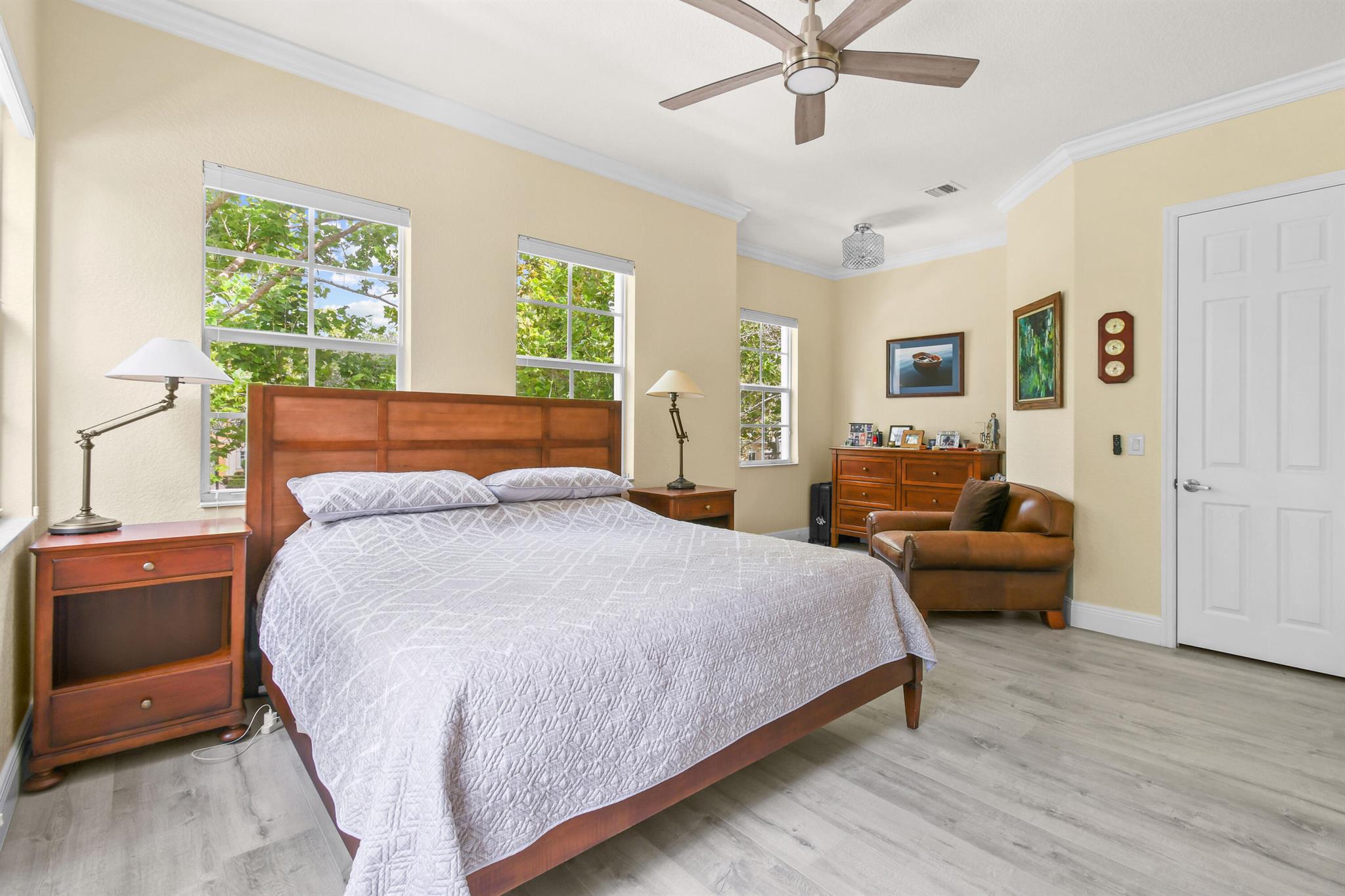 102 Lismore Ln Jupiter, FL 33458