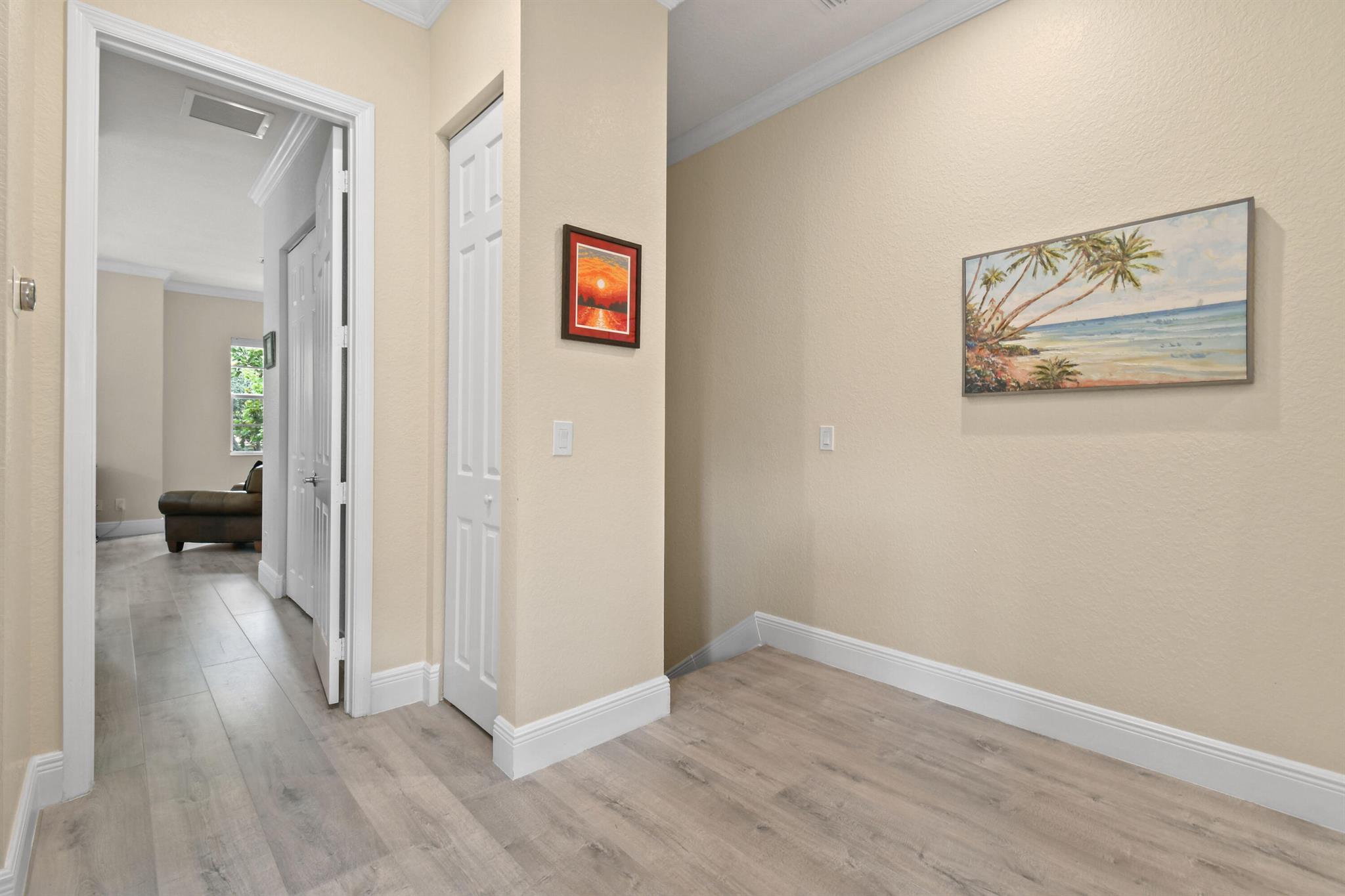 102 Lismore Ln Jupiter, FL 33458