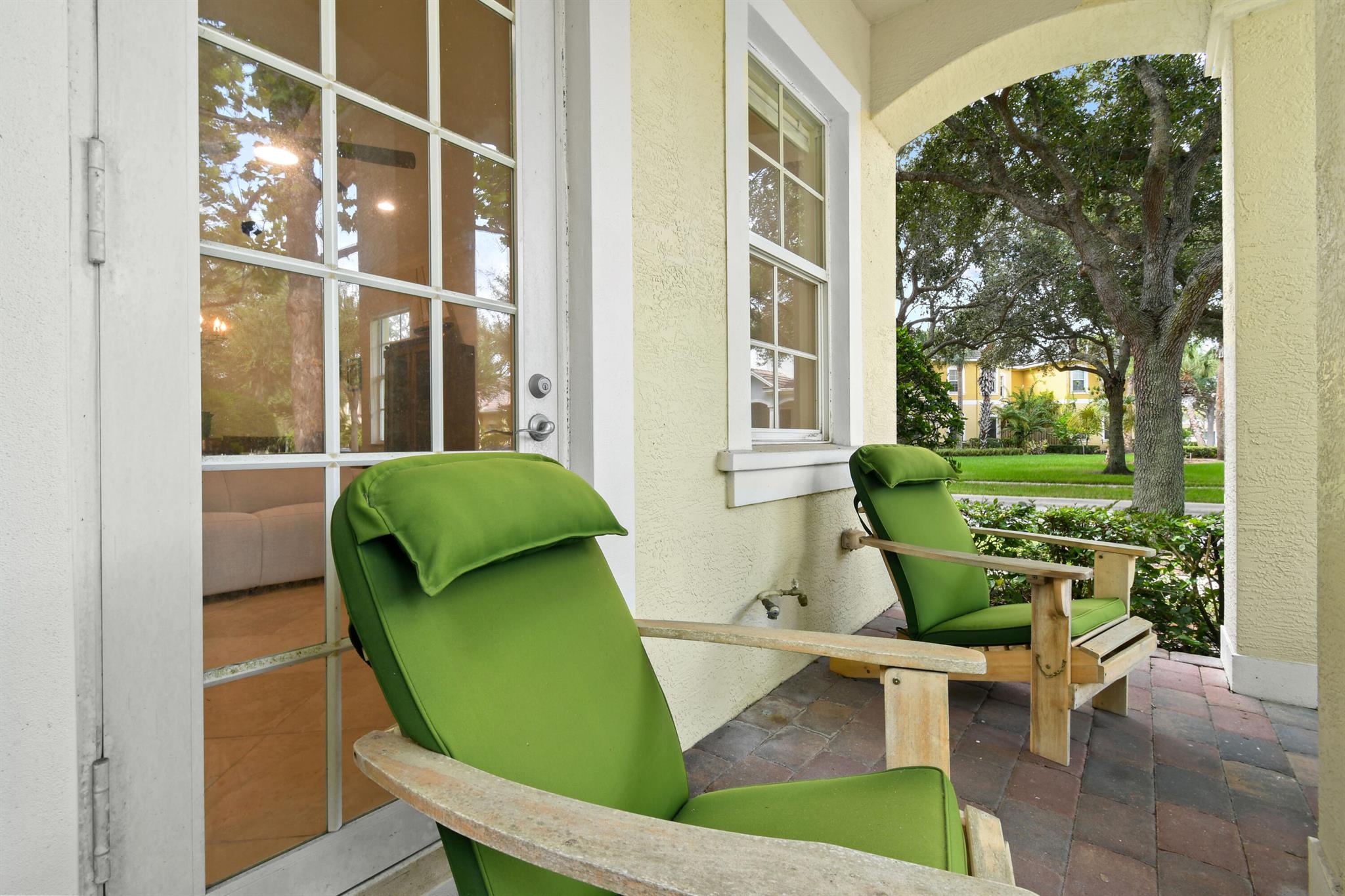 102 Lismore Ln Jupiter, FL 33458