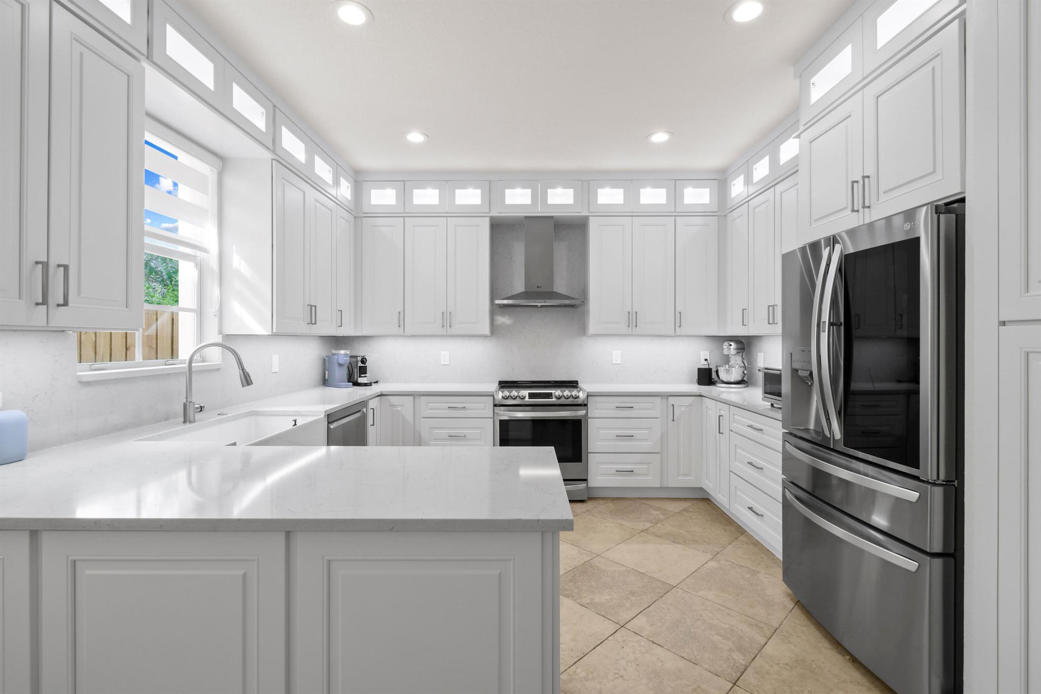 102 Lismore Ln Jupiter, FL 33458