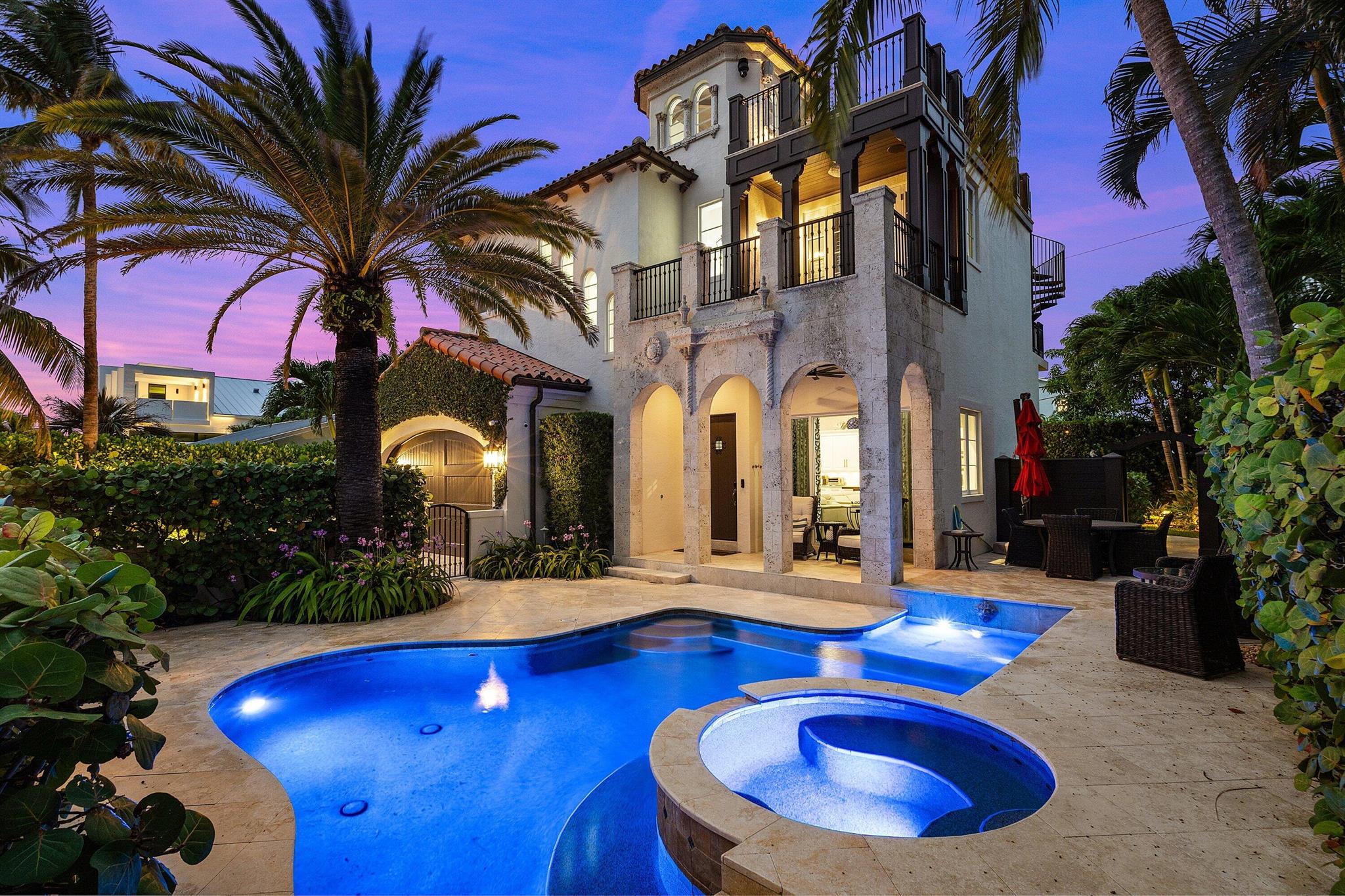 27 Hersey Dr