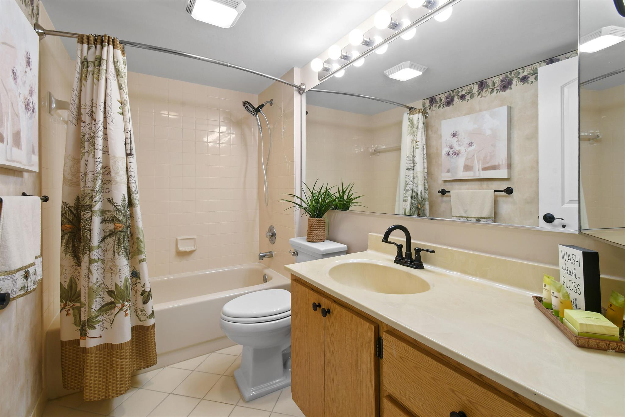 1901 Marina Isle Way #305 Jupiter, FL 33477