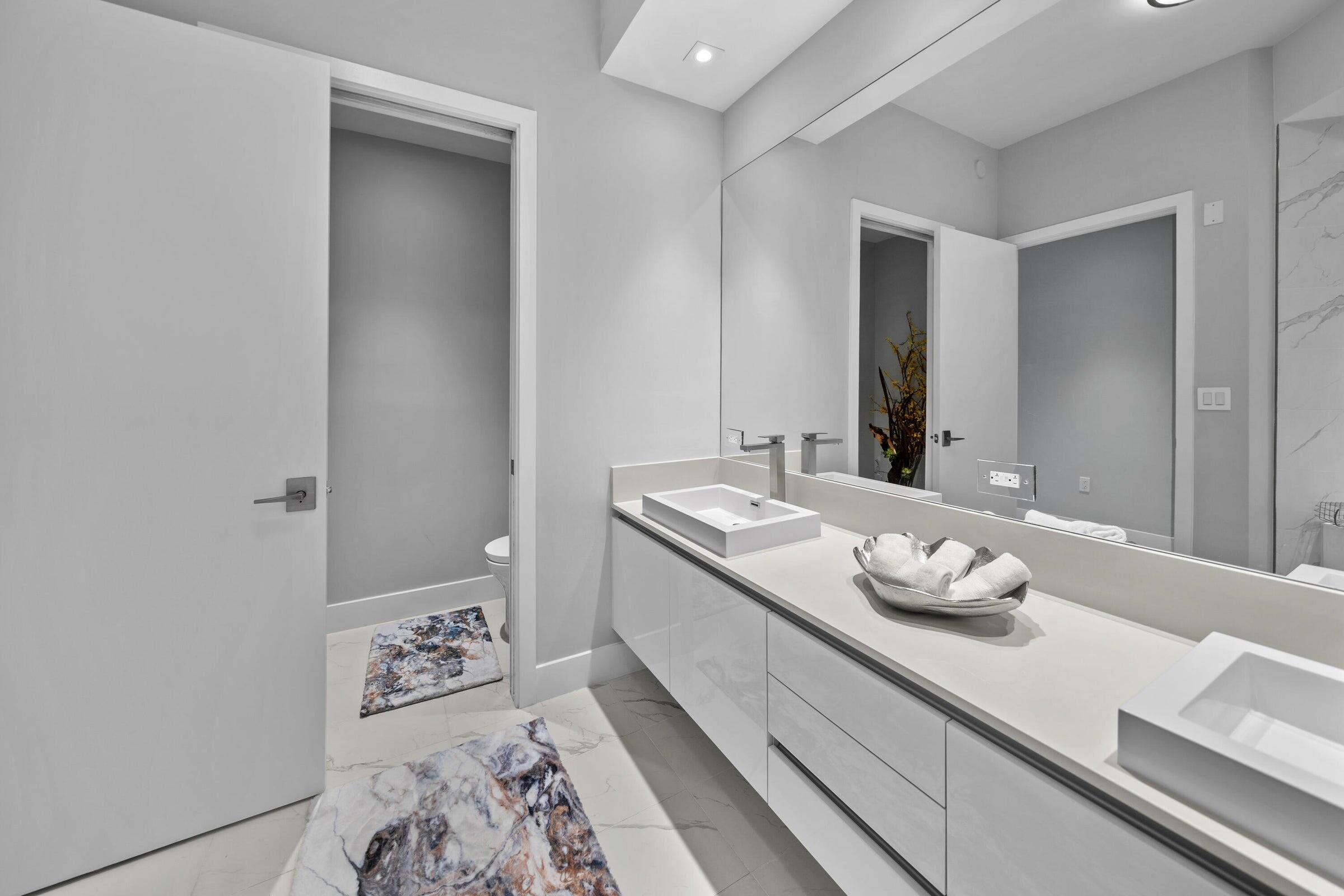 3100 N Ocean #H-1508 Singer Island, FL 33404