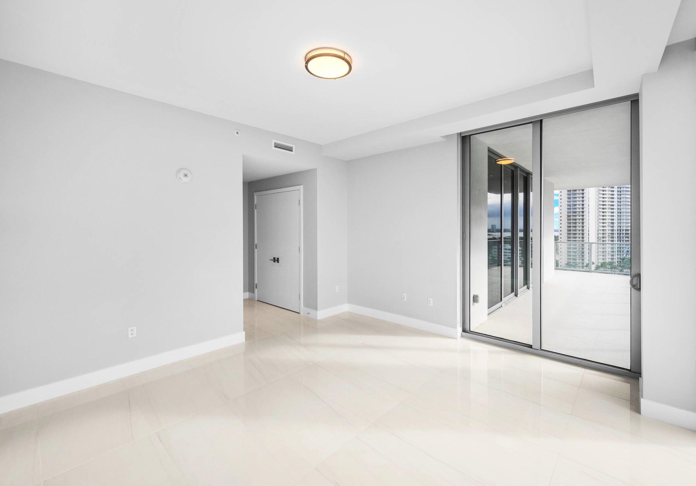 3100 N Ocean #H-1508 Singer Island, FL 33404