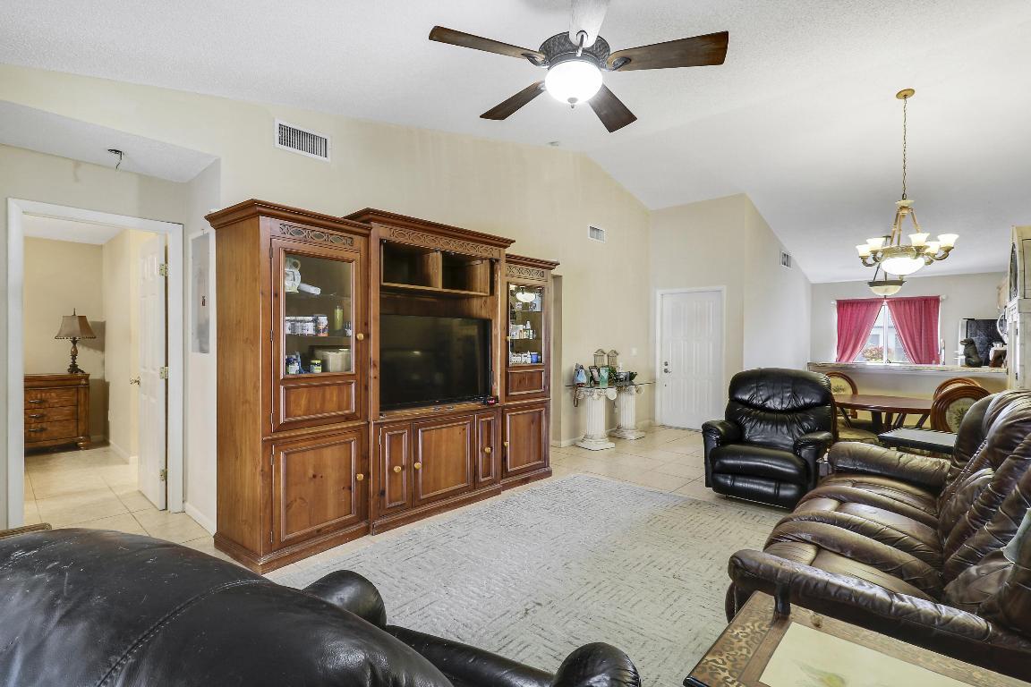 146 Moccasin Jupiter, FL 33458