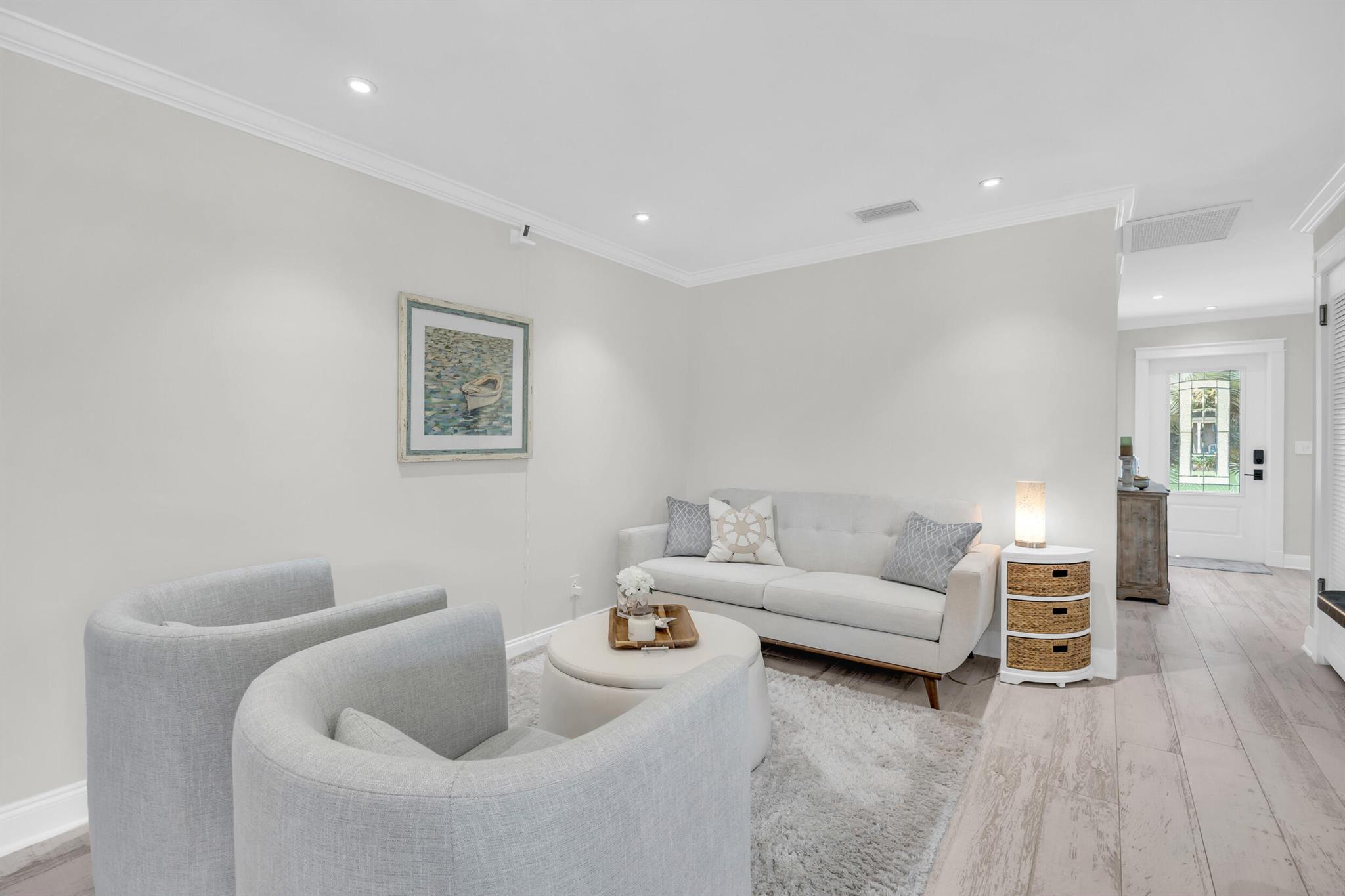 11 SE Splitrail Cir Jupiter, FL 33469