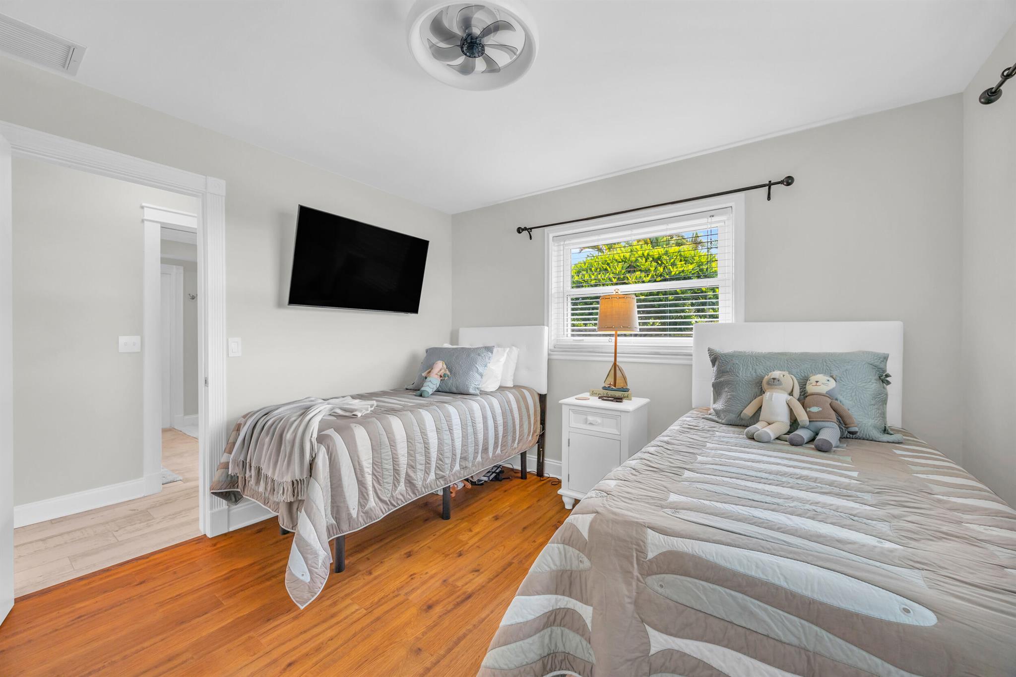 11 SE Splitrail Cir Jupiter, FL 33469