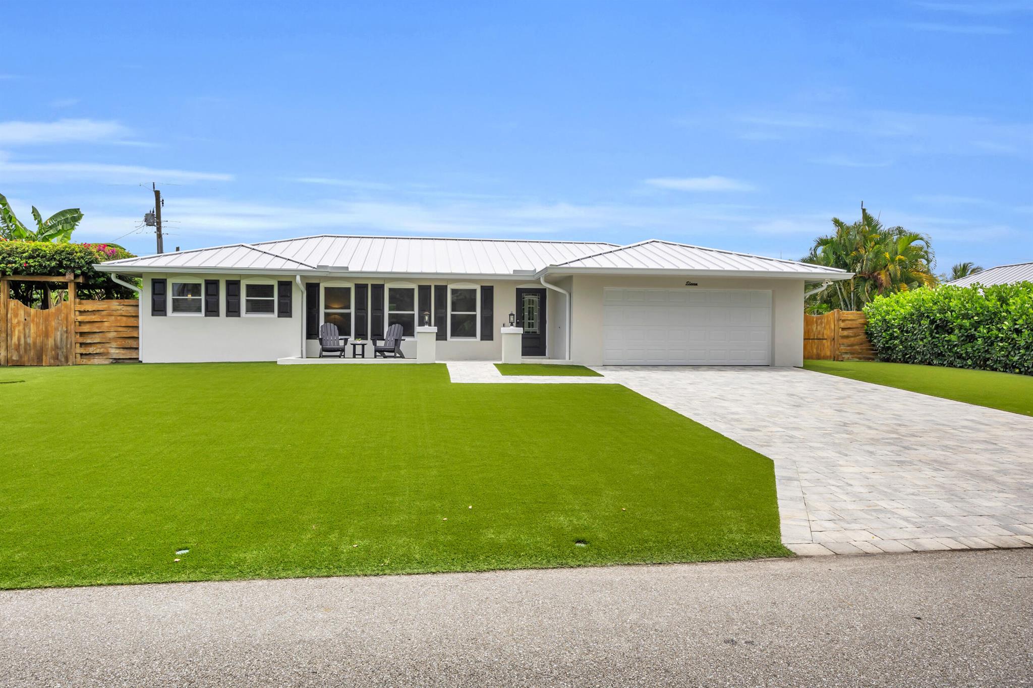 11 SE Splitrail Cir Jupiter, FL 33469