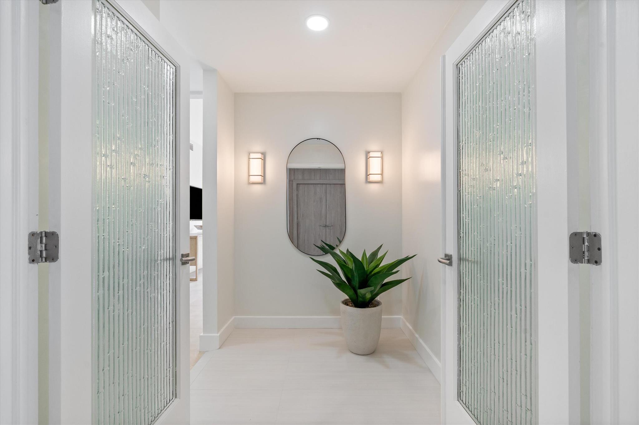 654 Pine Lk Dr Delray Beach, FL 33445