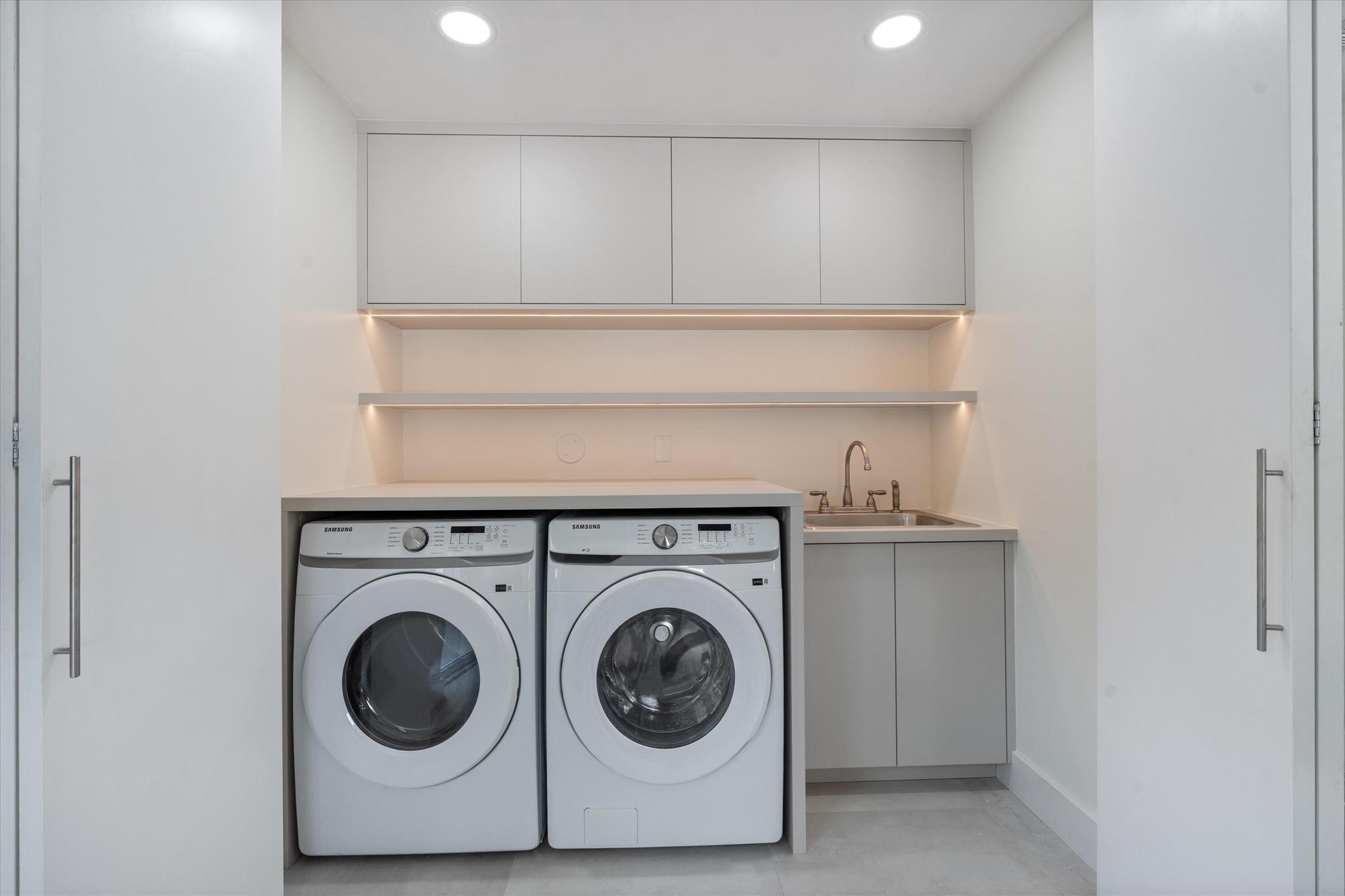 654 Pine Lk Dr Delray Beach, FL 33445