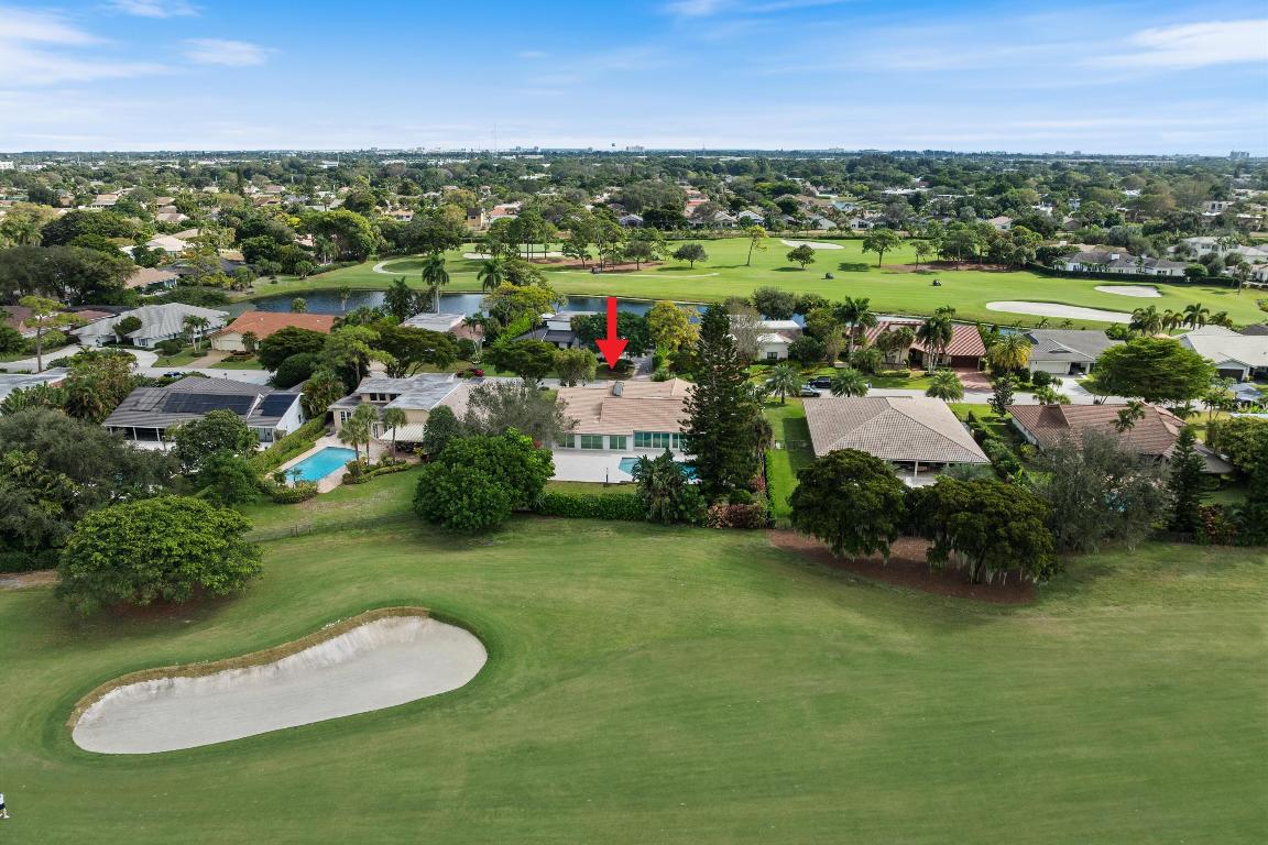 654 Pine Lk Dr Delray Beach, FL 33445