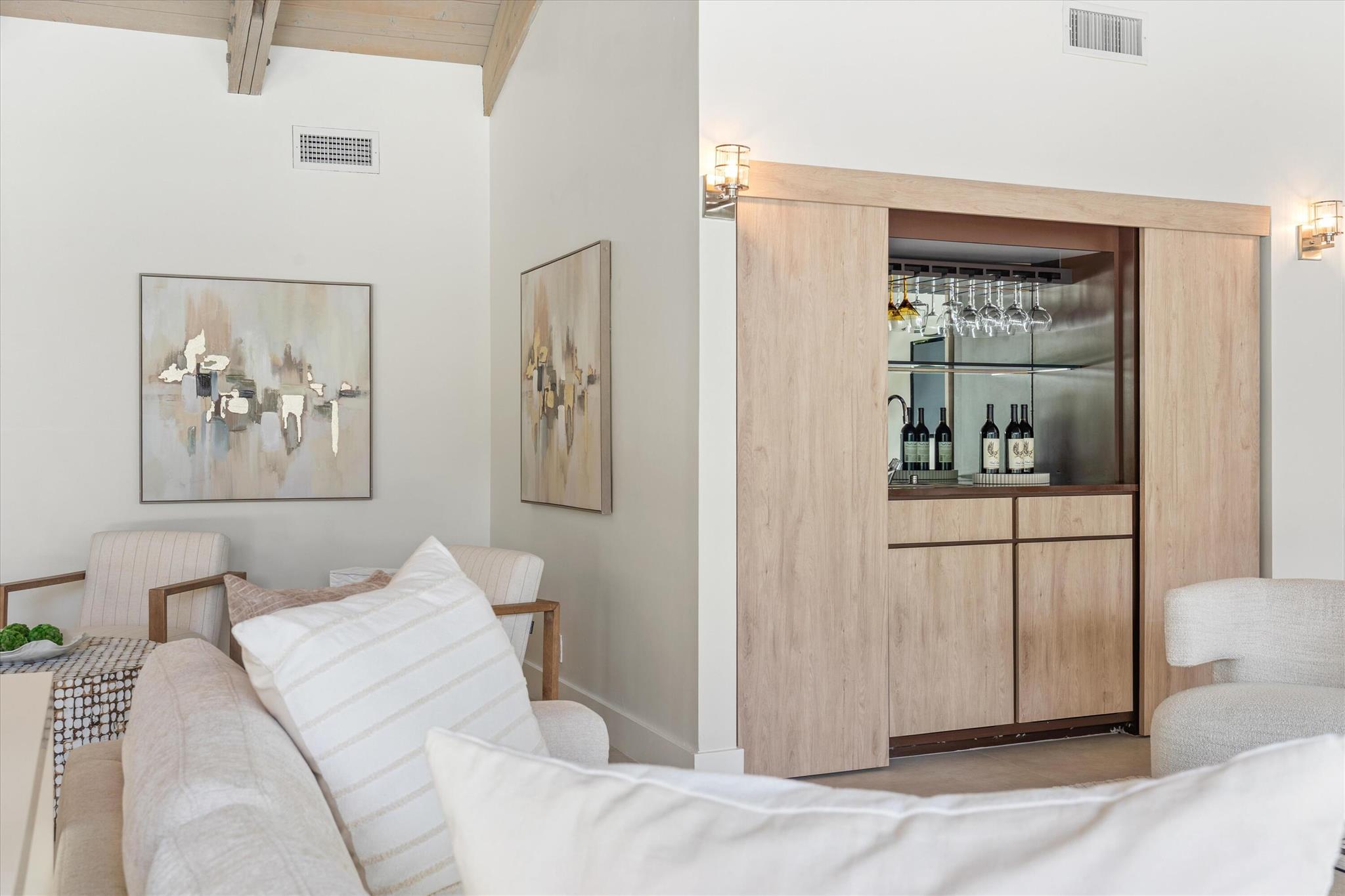 654 Pine Lk Dr Delray Beach, FL 33445