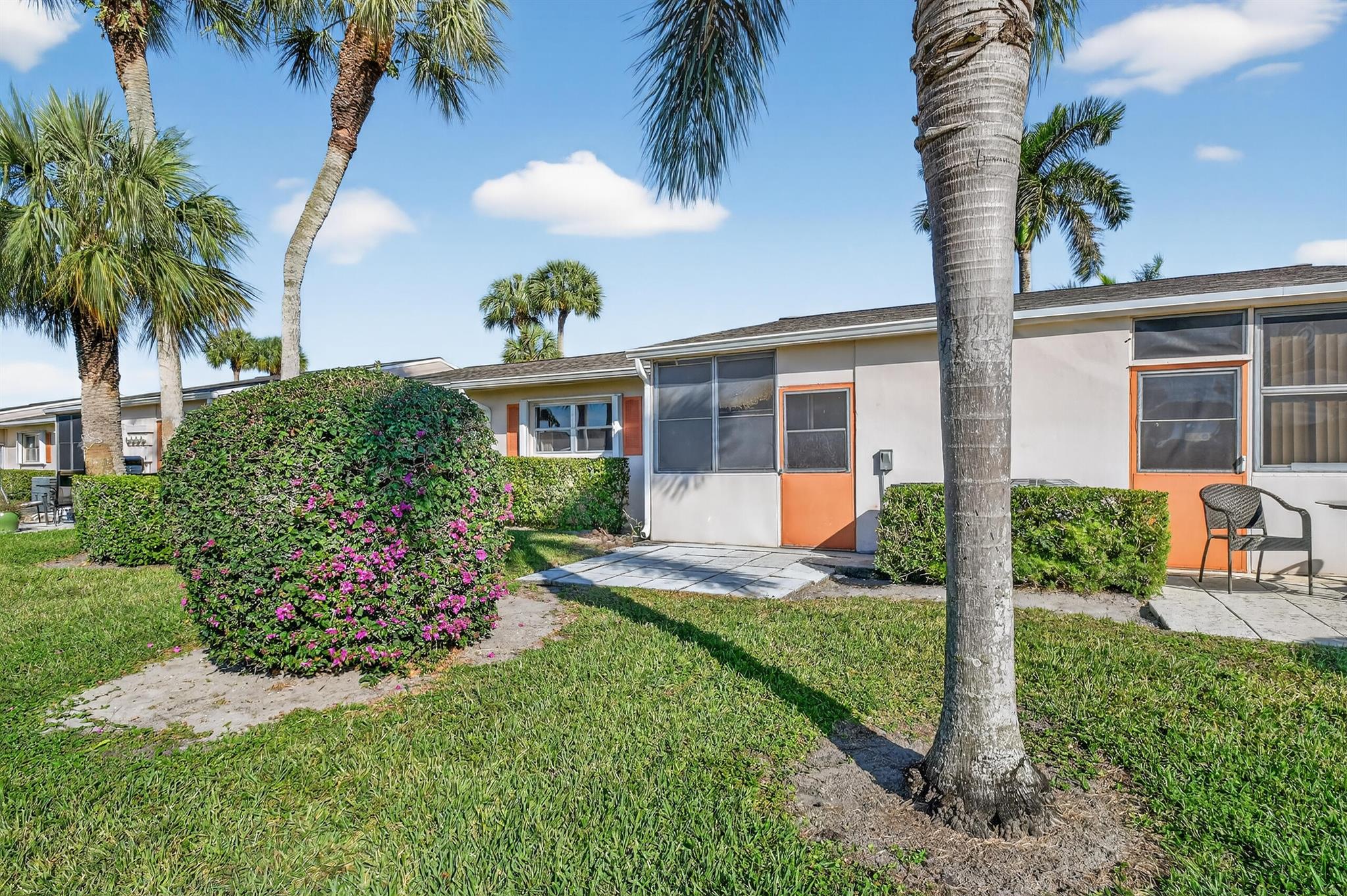 2667 Dudley Dr #B West Palm Beach, FL 33415