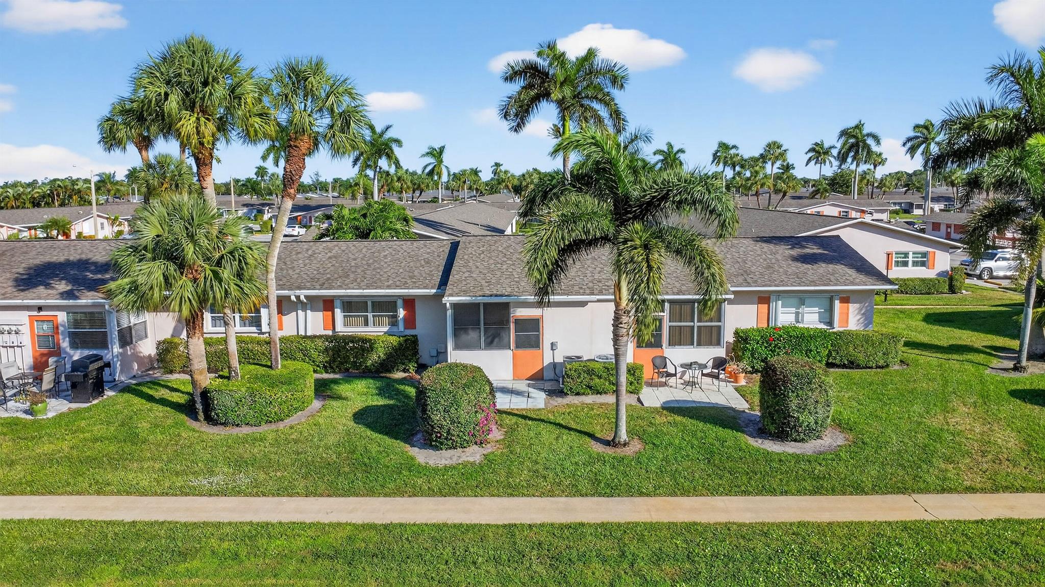 2667 Dudley Dr #B West Palm Beach, FL 33415