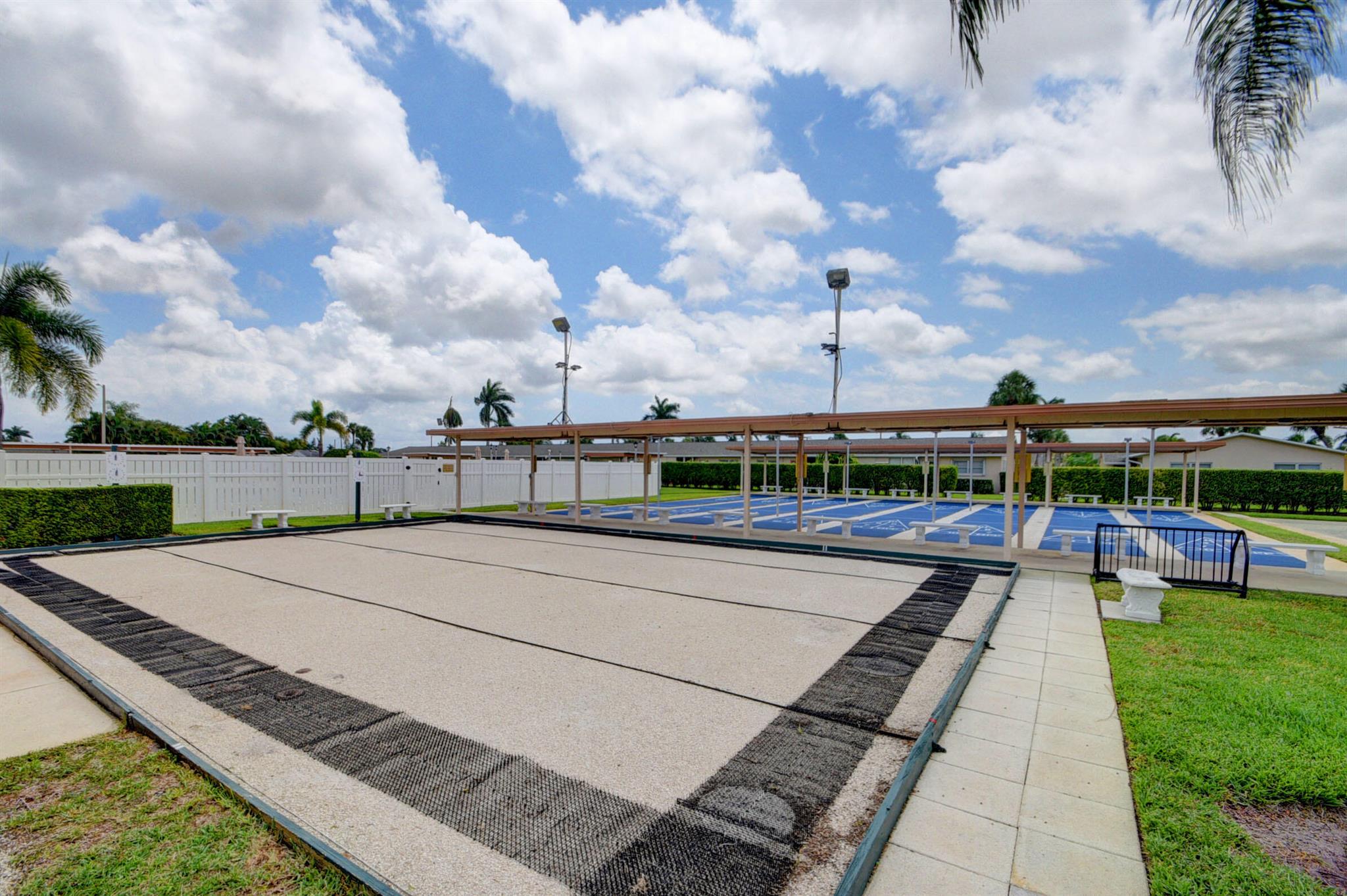 2667 Dudley Dr #B West Palm Beach, FL 33415