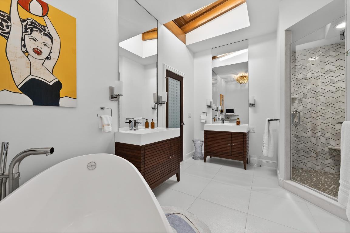 25 Ocean Jupiter, FL 33469