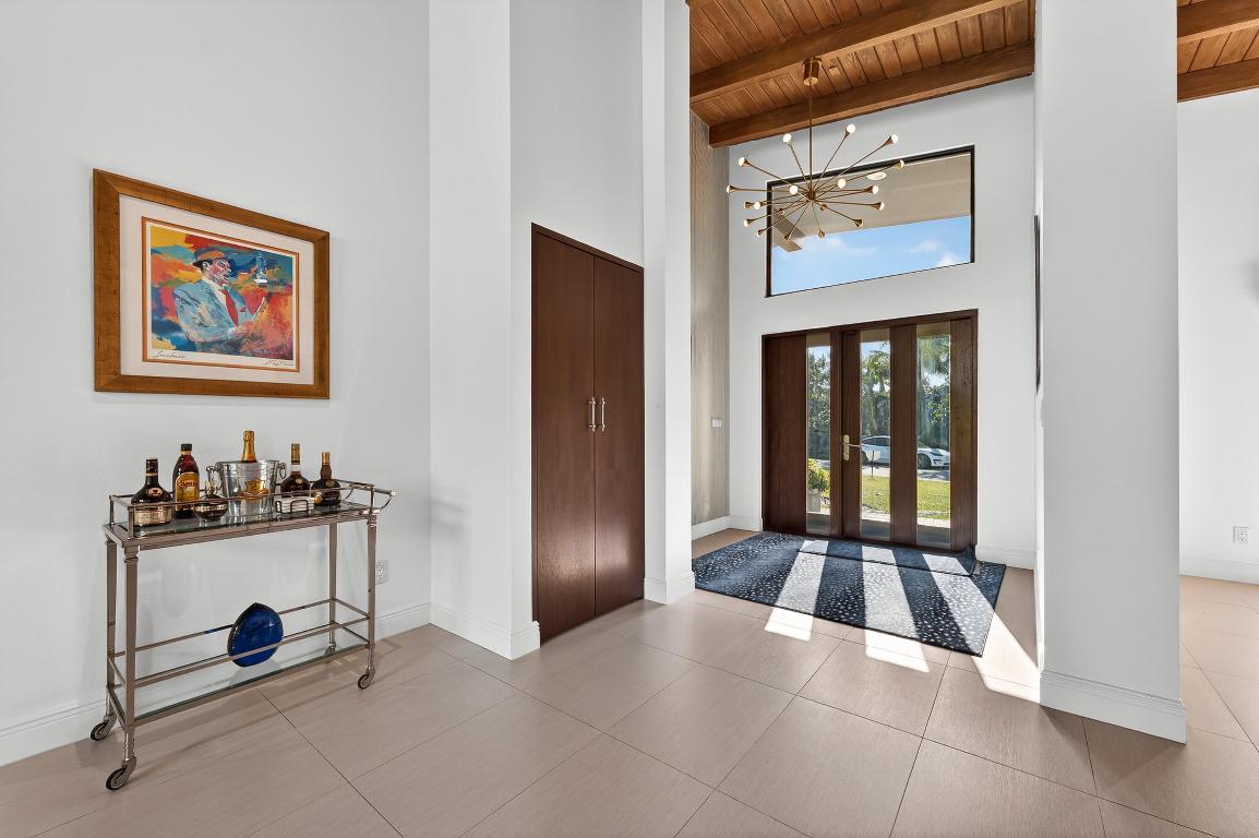 25 Ocean Jupiter, FL 33469