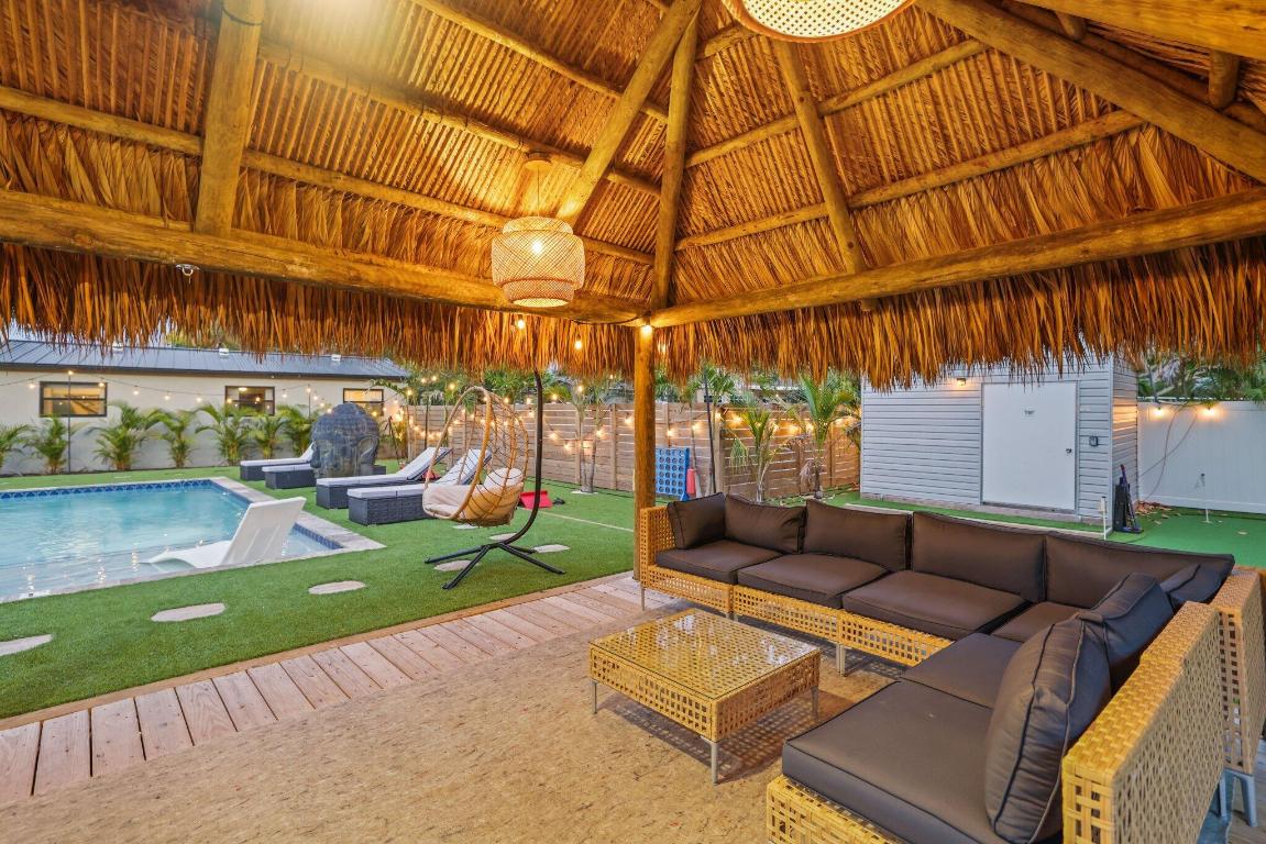 1646 NE 3rd Delray Beach, FL 33444