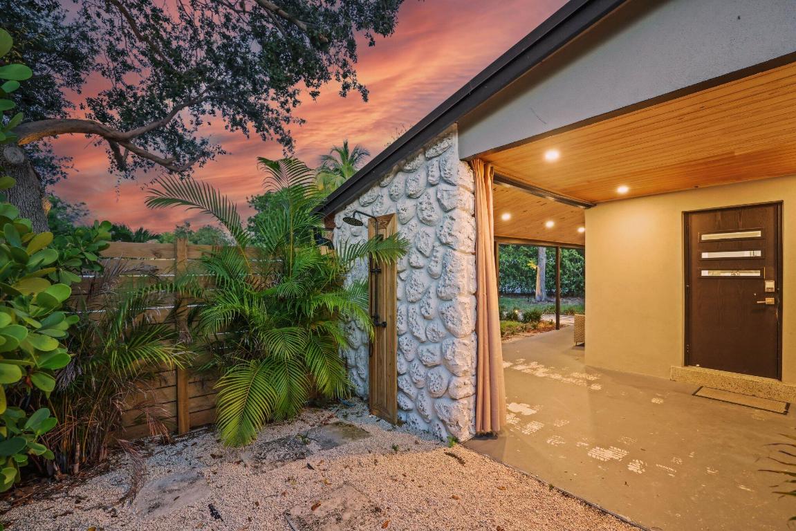 1646 NE 3rd Delray Beach, FL 33444