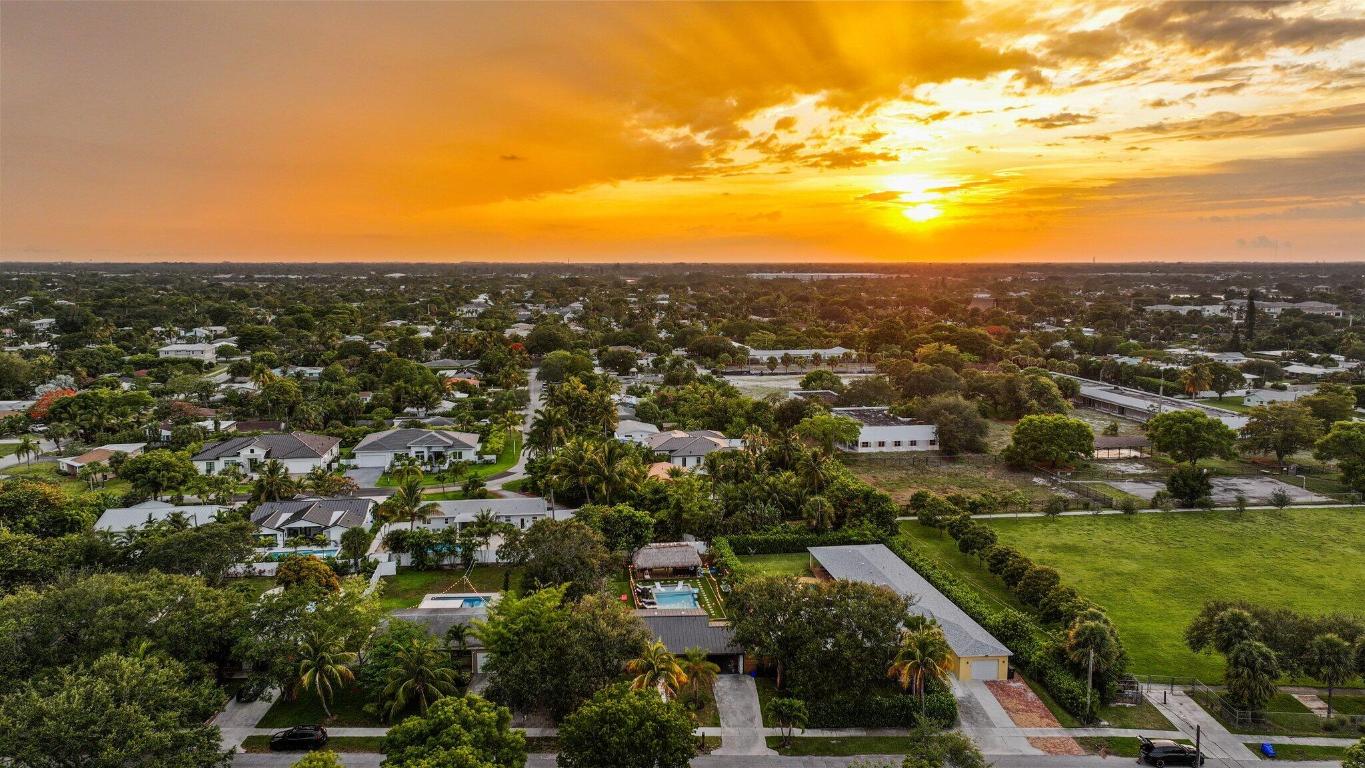 1646 NE 3rd Delray Beach, FL 33444