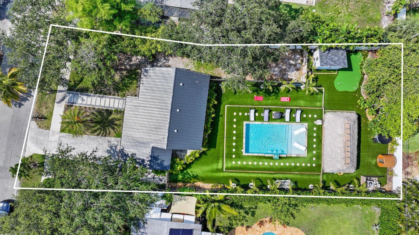 1646 NE 3rd Delray Beach, FL 33444