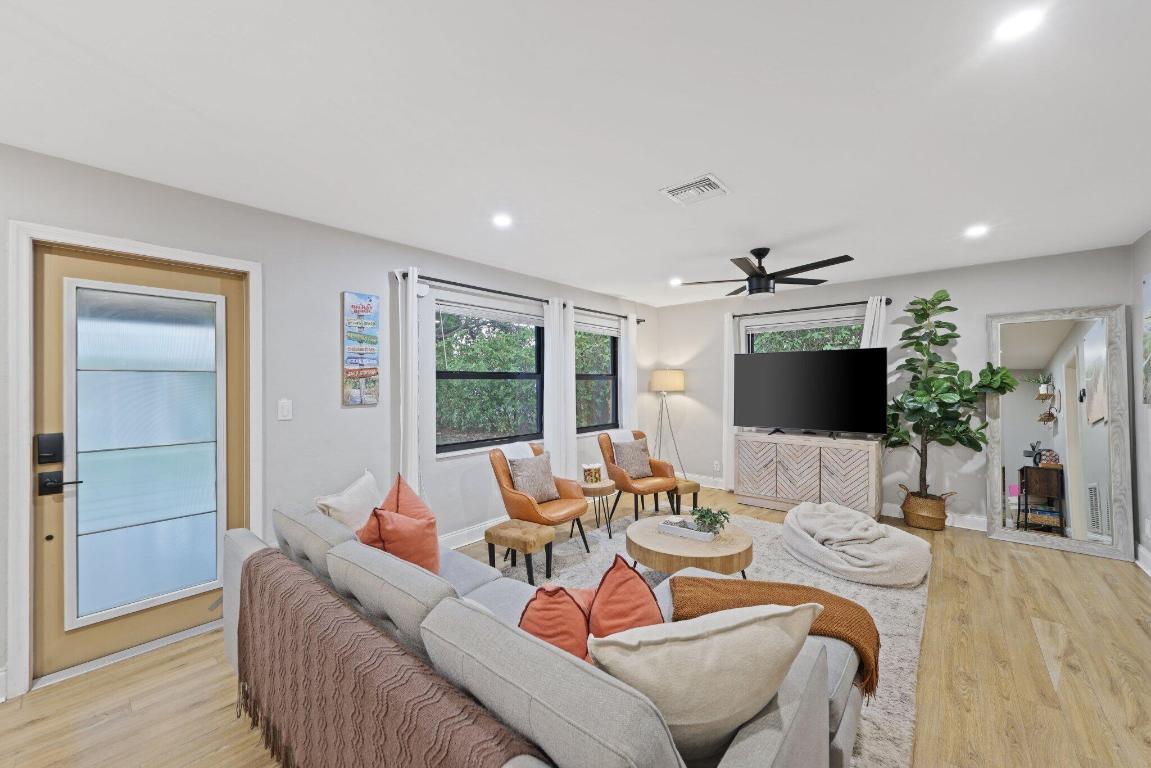 1646 NE 3rd Delray Beach, FL 33444