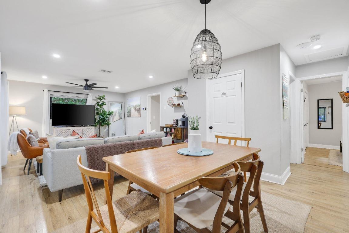 1646 NE 3rd Delray Beach, FL 33444