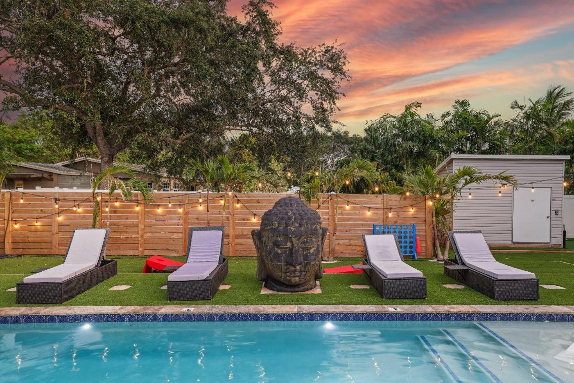 1646 NE 3rd Delray Beach, FL 33444