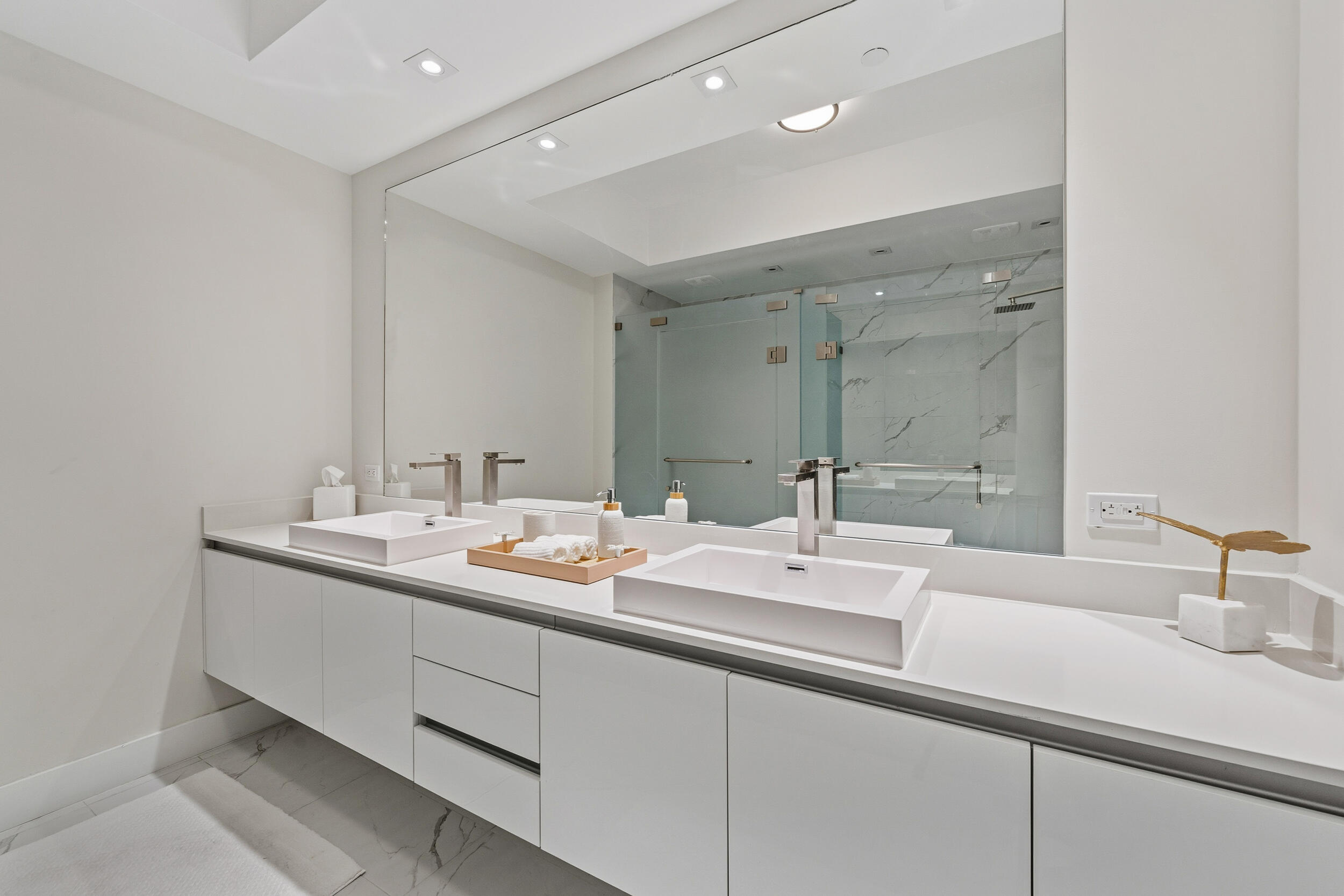3100 N Ocean #1804 P Singer Island, FL 33404